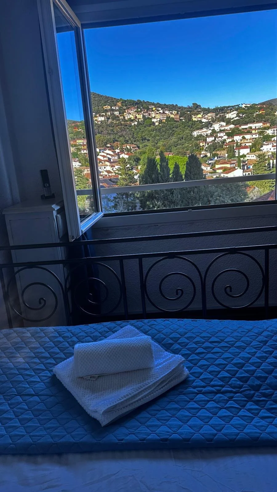 PHOTO-2025-10-05-14-31-44 (2).jpg