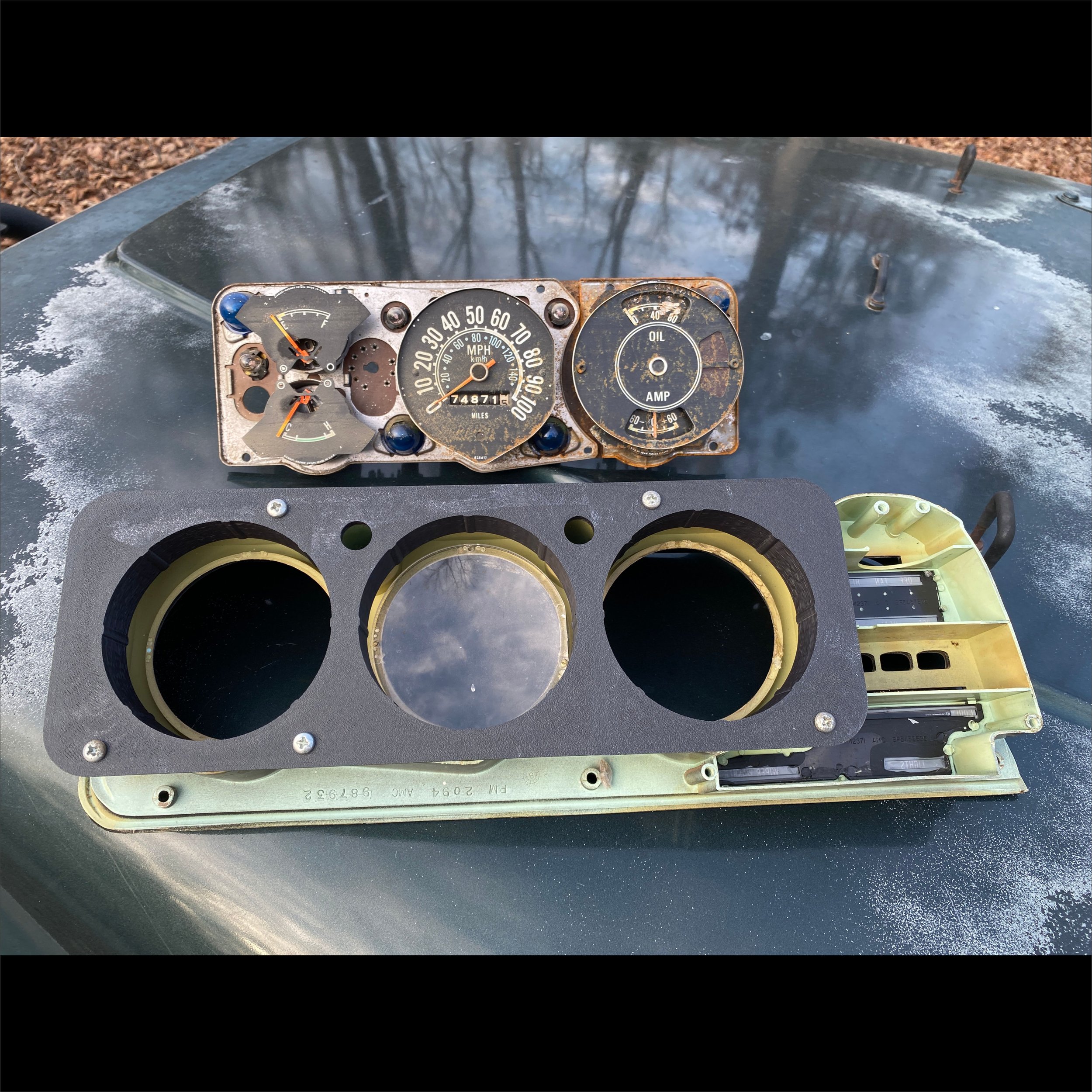 FSJ Cluster Insert Backside Picture.jpg