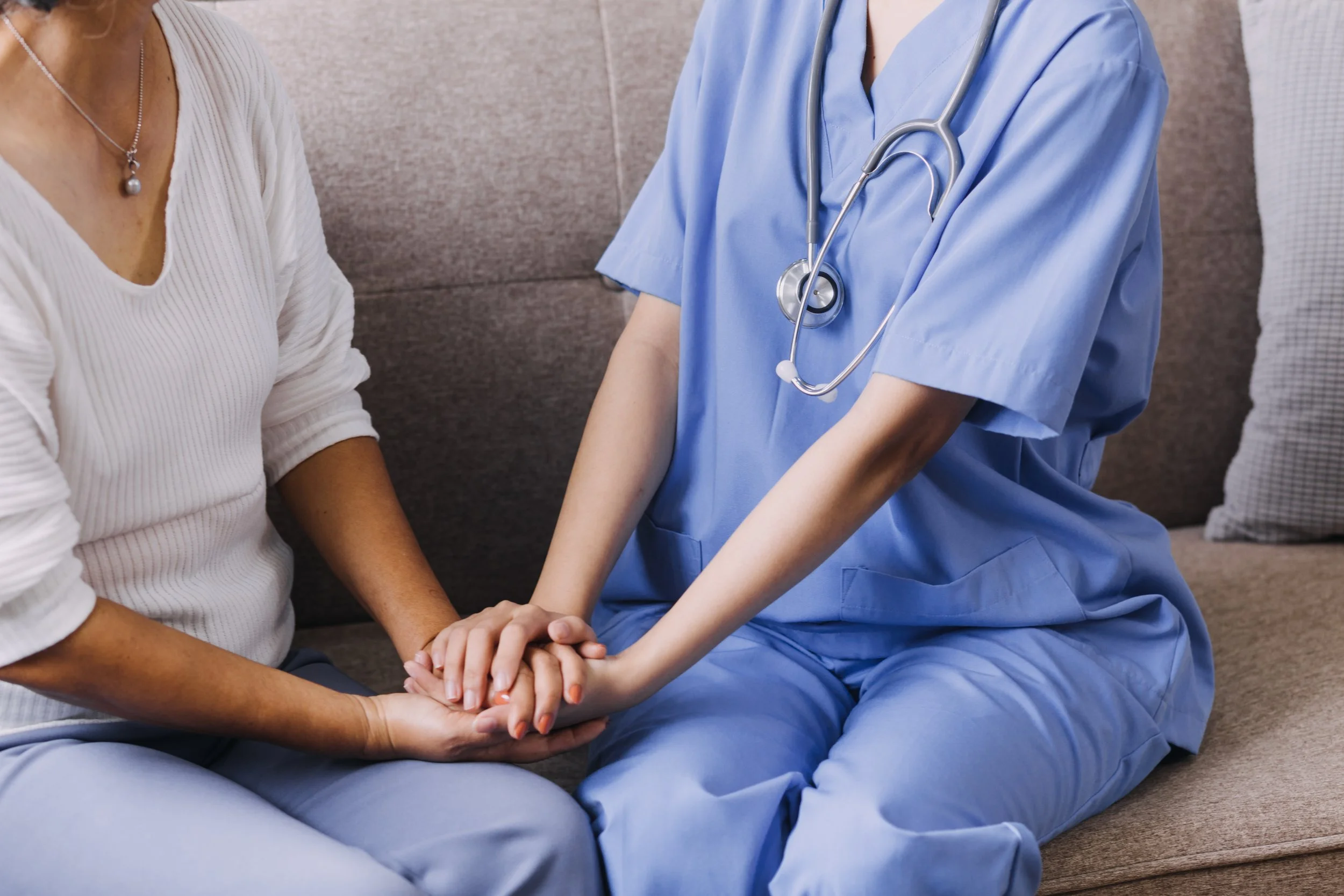 vecteezy_homecare-nursing-service-and-elderly-people-cardiology_16341657.jpg