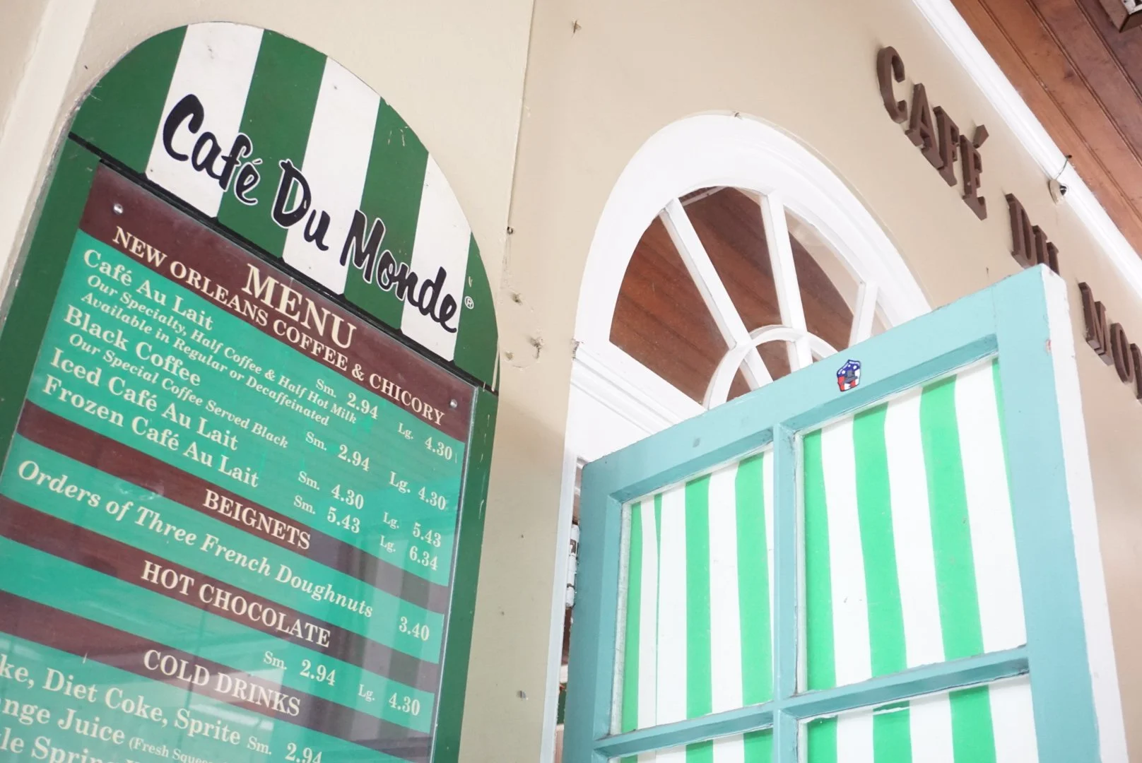 Cafe Du Monde