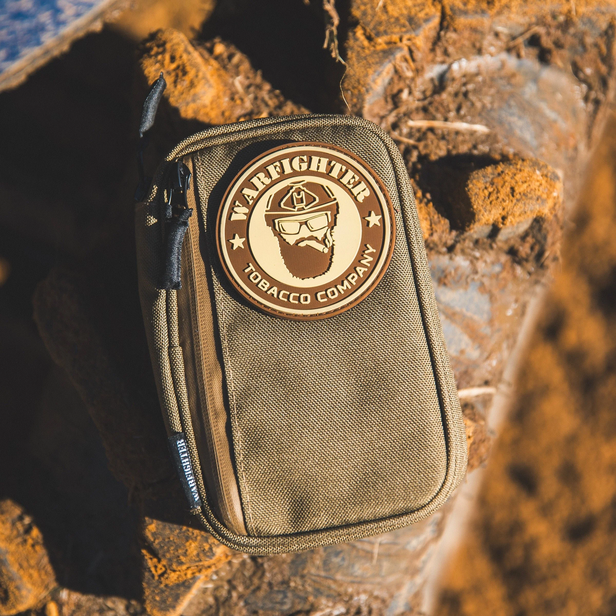 Field_Travel_Humidor_02_2400x2400 scene.jpg