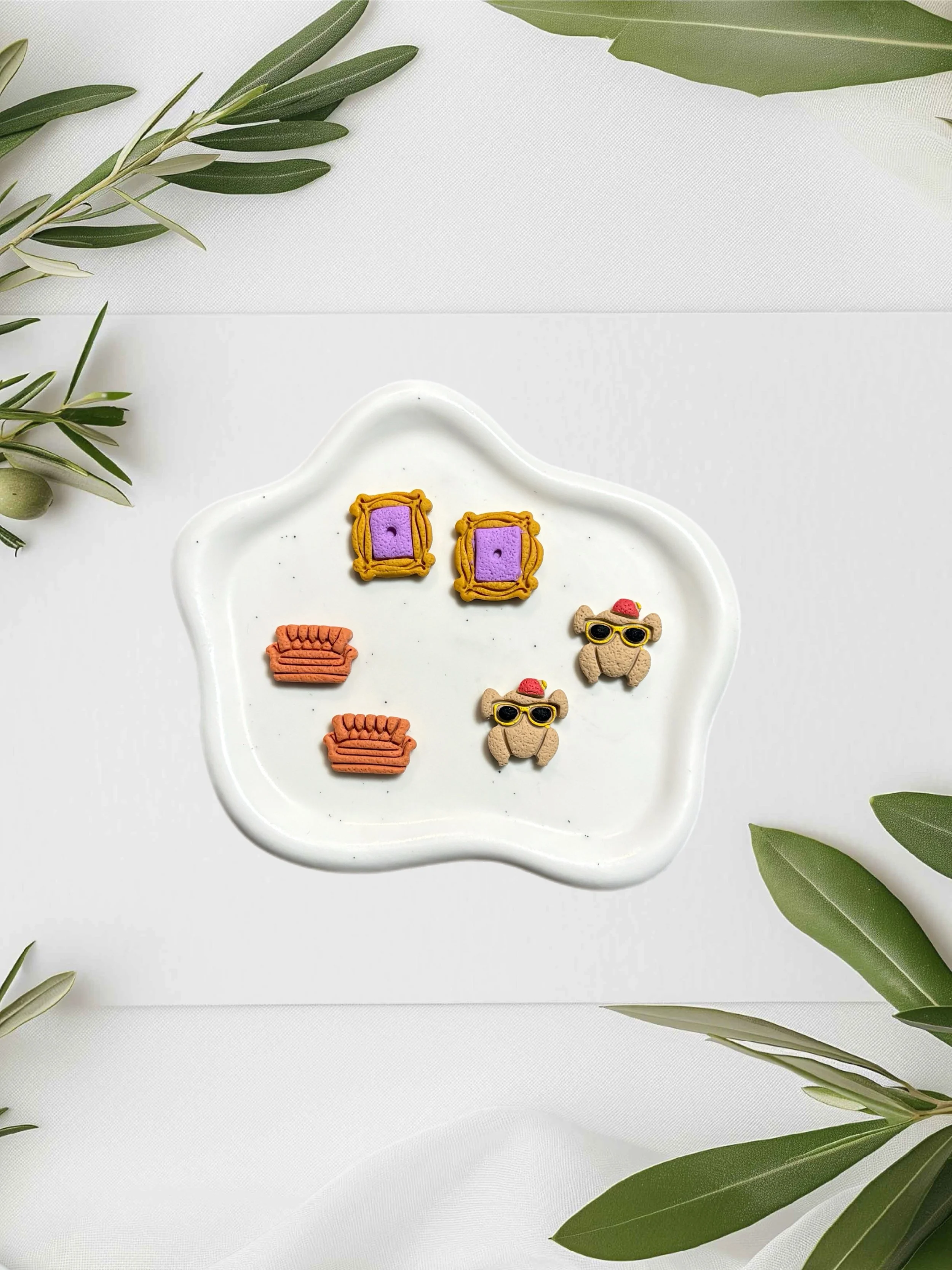 F.R.I.E.N.D.S. Studs