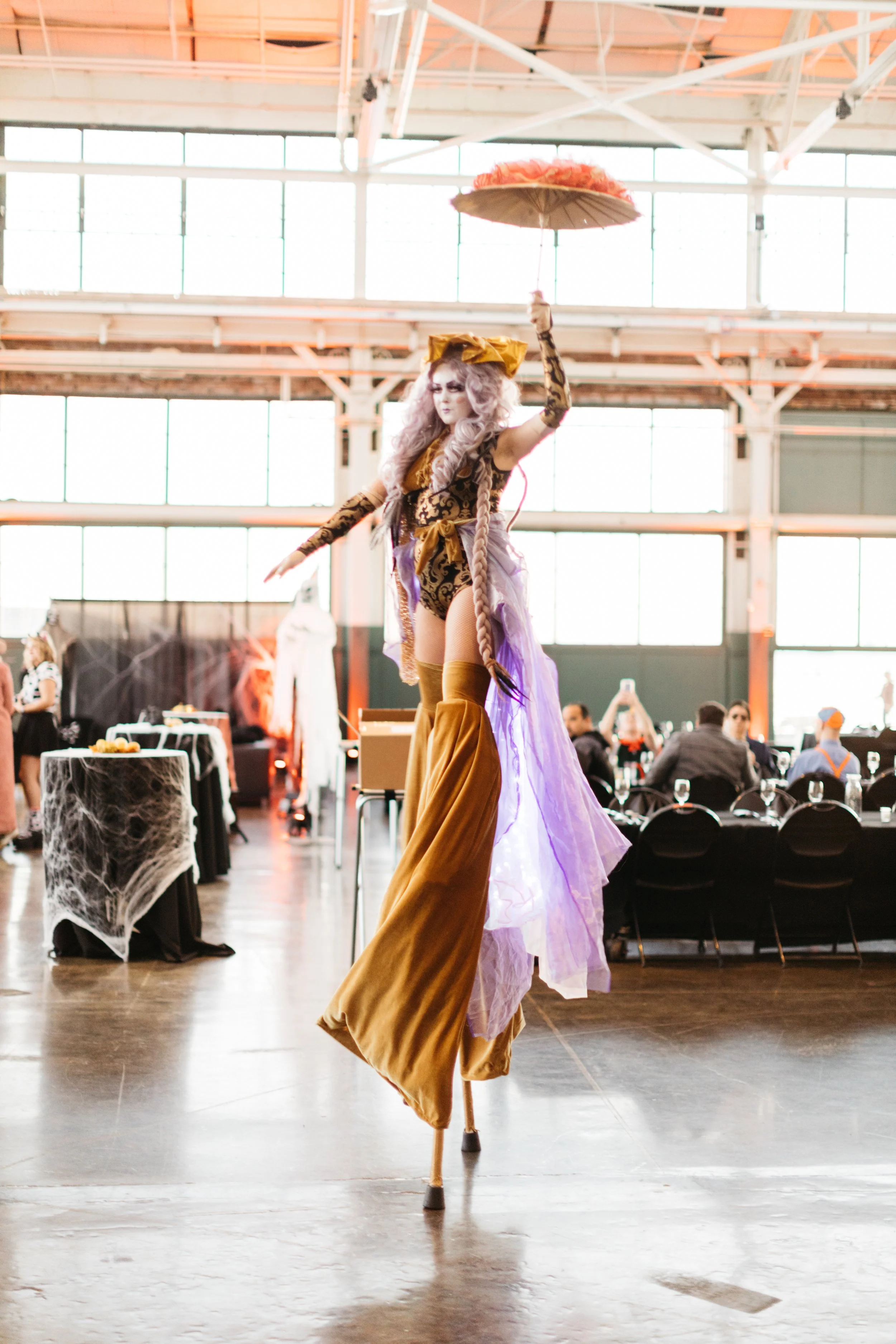 ariel stilts.jpg