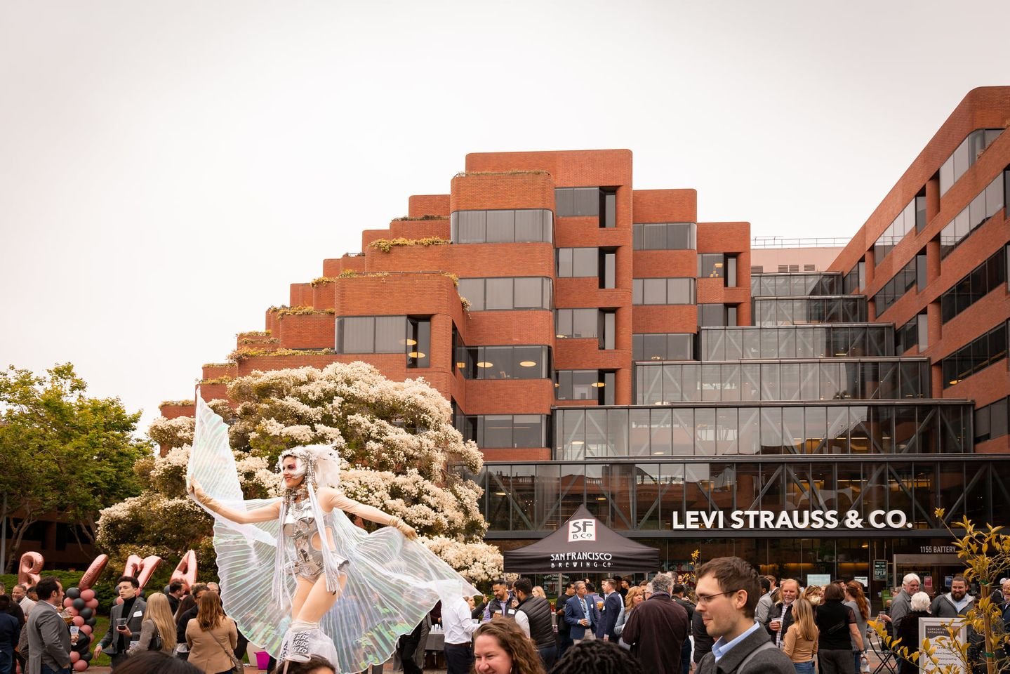 stilt walker levi (1).jpg