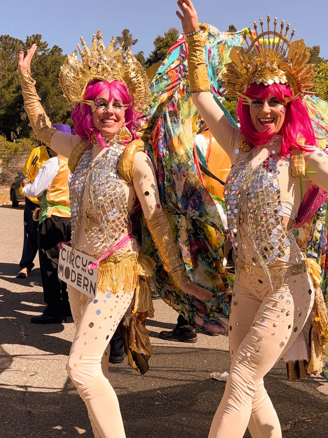 Fourth of July Stilt Walkers-4.jpg