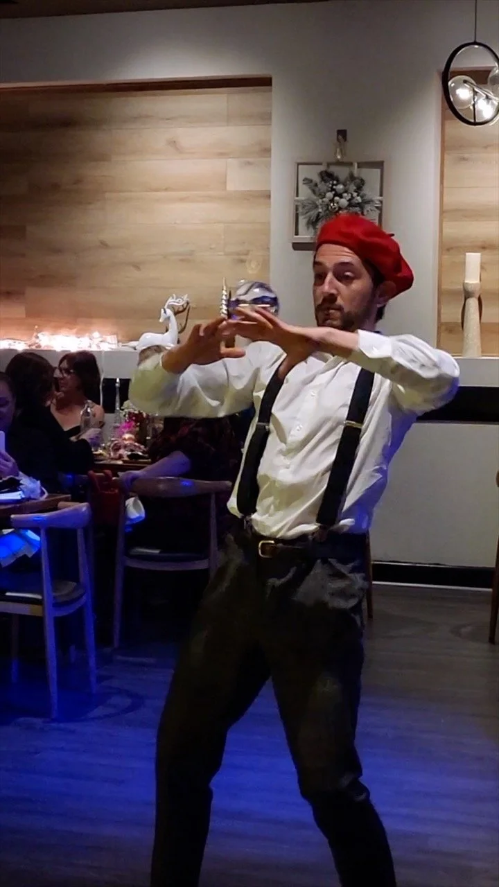 Jugglers Walnut  Creek Alvaro.jpg