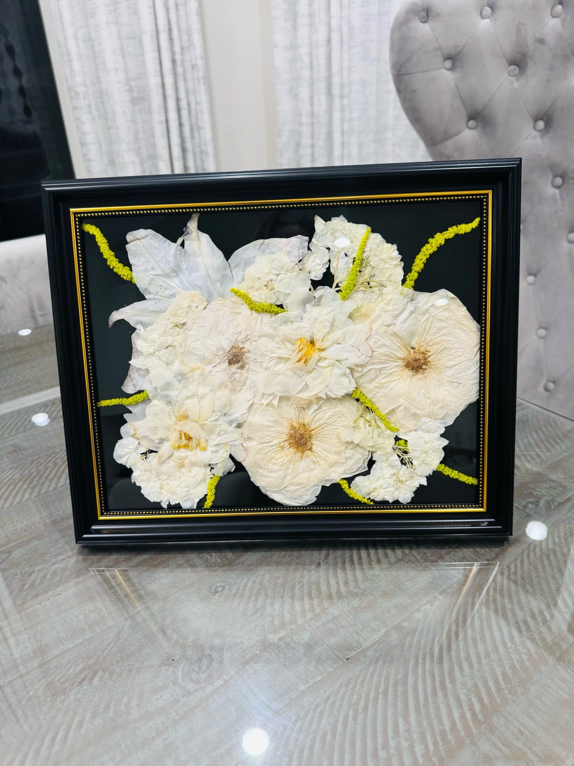 Black and Gold Pressed Flower Frame