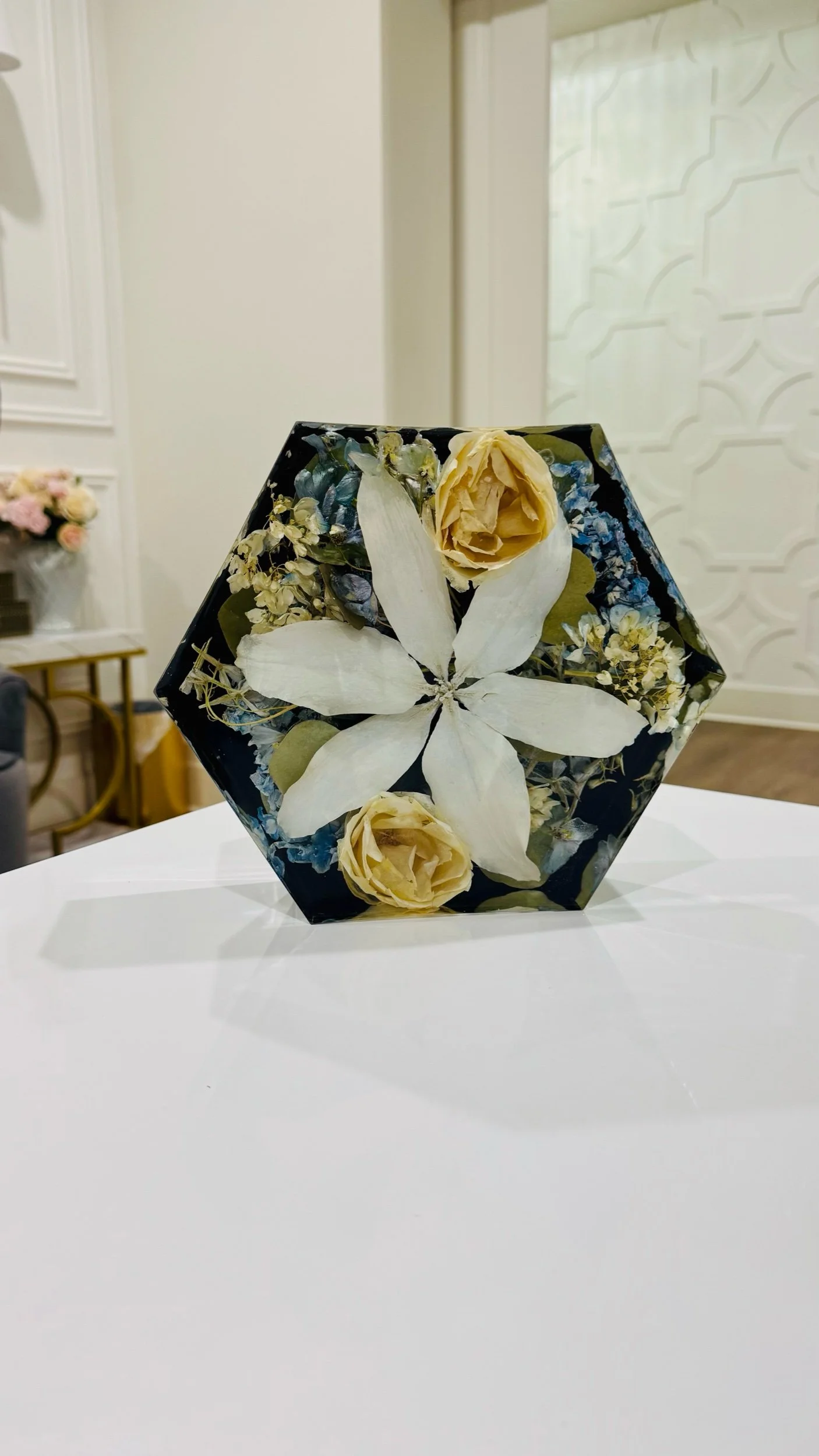 Hexagon Floral Resin Keepsake