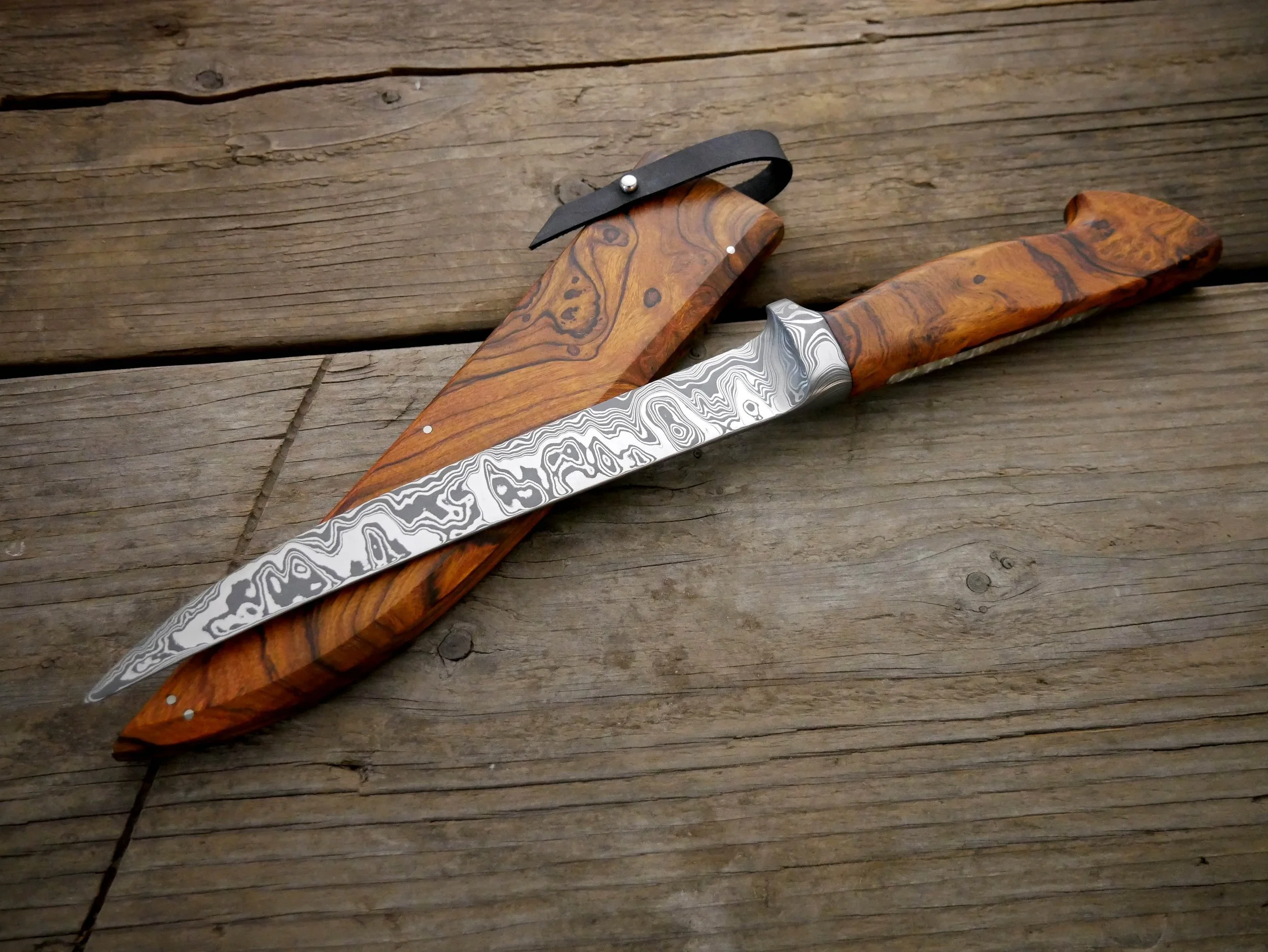 Custom Integral Stainless Damascus Fillet