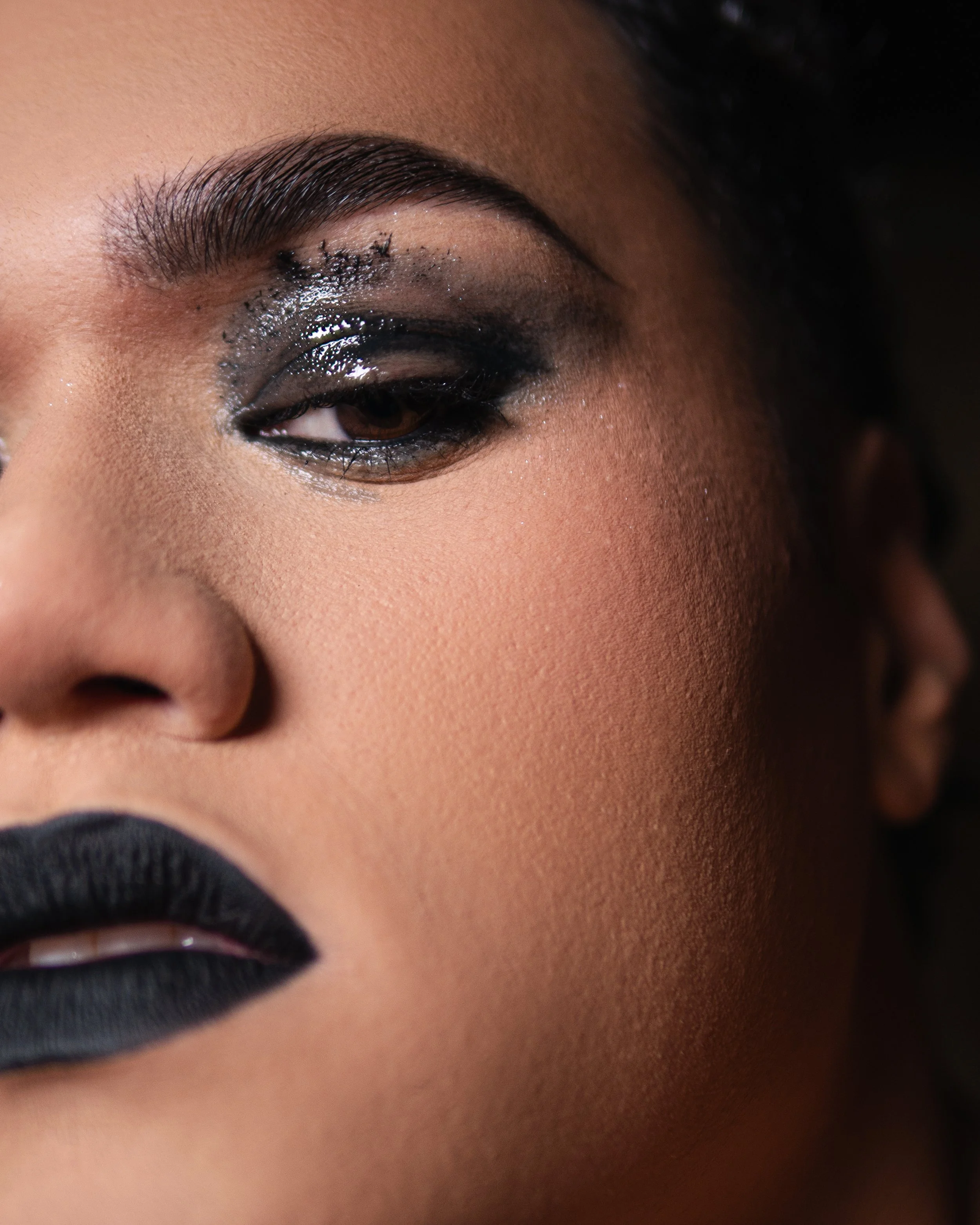 Kylee De Thier in a black makeup look inspired by MY HOUSE by Beyonce.