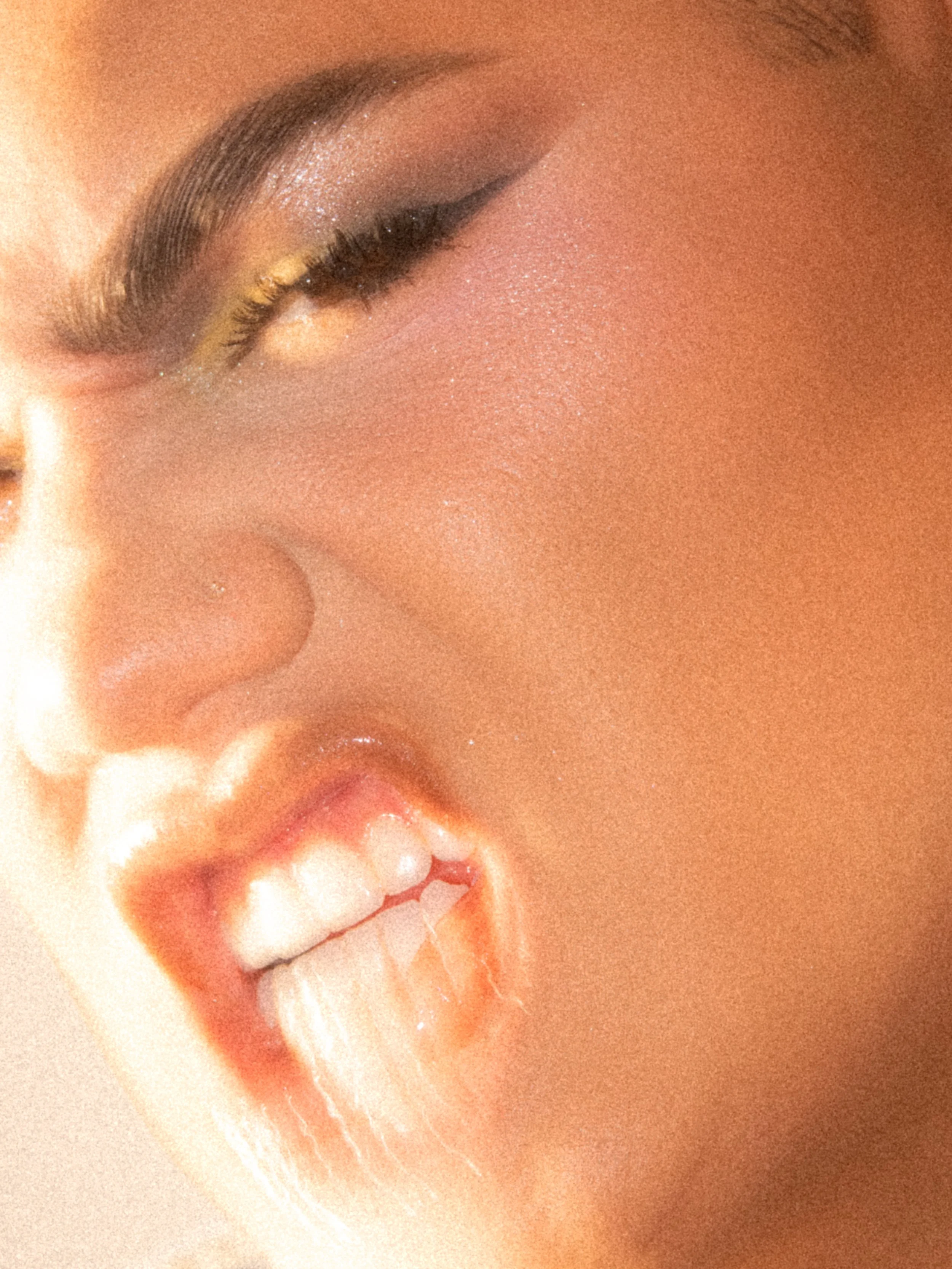 Kylee De Thier in a yellow cut crease for NEON Streaming NZ, wearing YSL Beauty and Levi's Beyonce Denim Collection with rhinestones