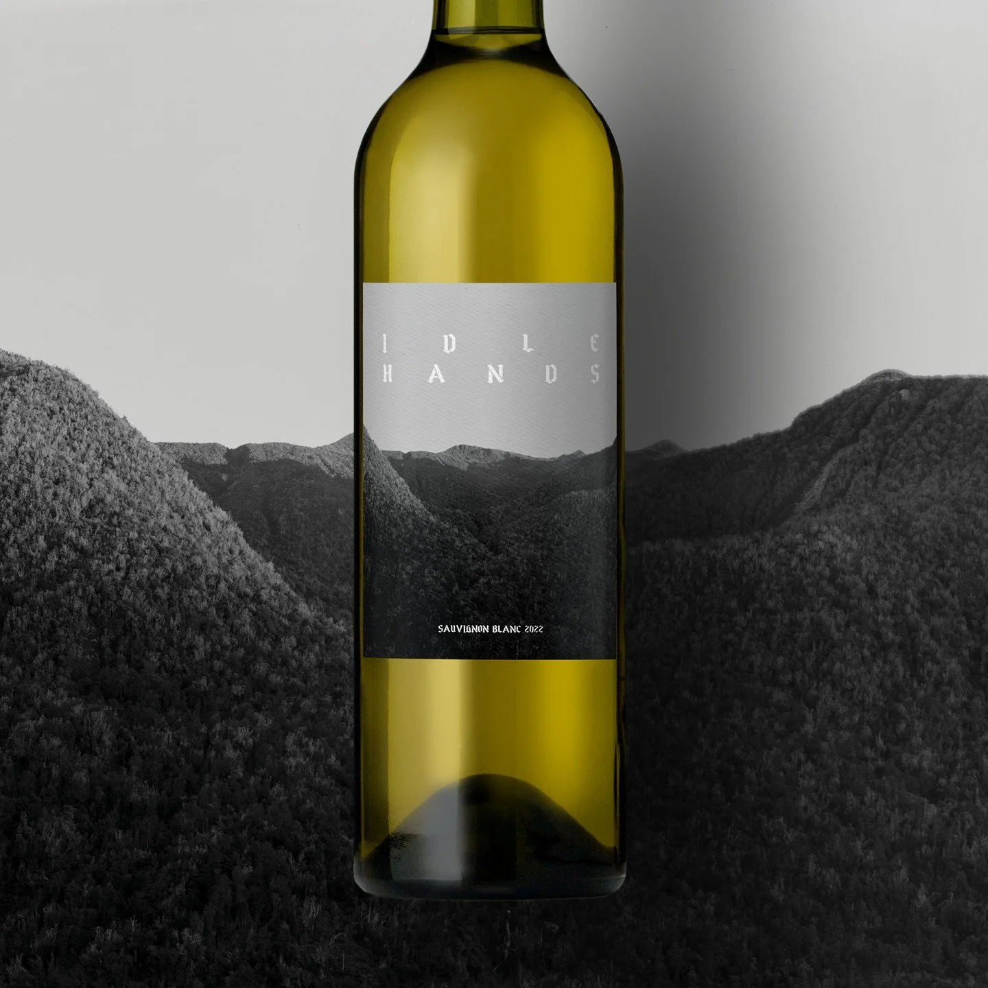 Idle Hands wine label design. New Zealand wine hunted and selected from New Zealand's most notable grape-growing regions&hellip; by idle hands.
Photography @derekhendersonphoto 
Copy @olivertui