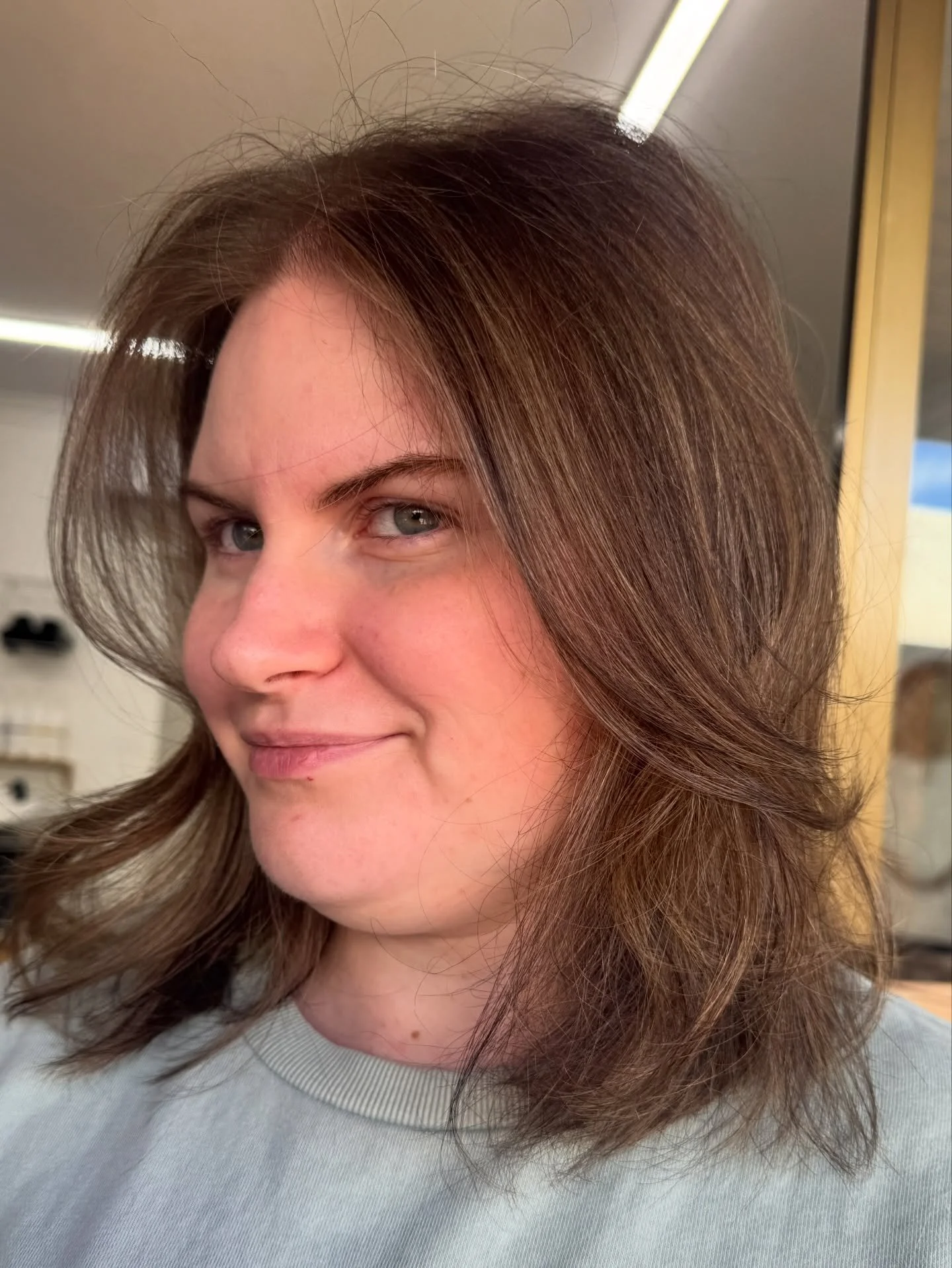 HIGH MAINTENANCE > LOW MAINTENANCE 🤎✨

By adding depth, it softens the regrowth and creates a lived in colour thats dimensional and is going to grow out beautifully.

Less harsh lines.
Fewer appointments.
Longer lasting, healthier looking hair.

