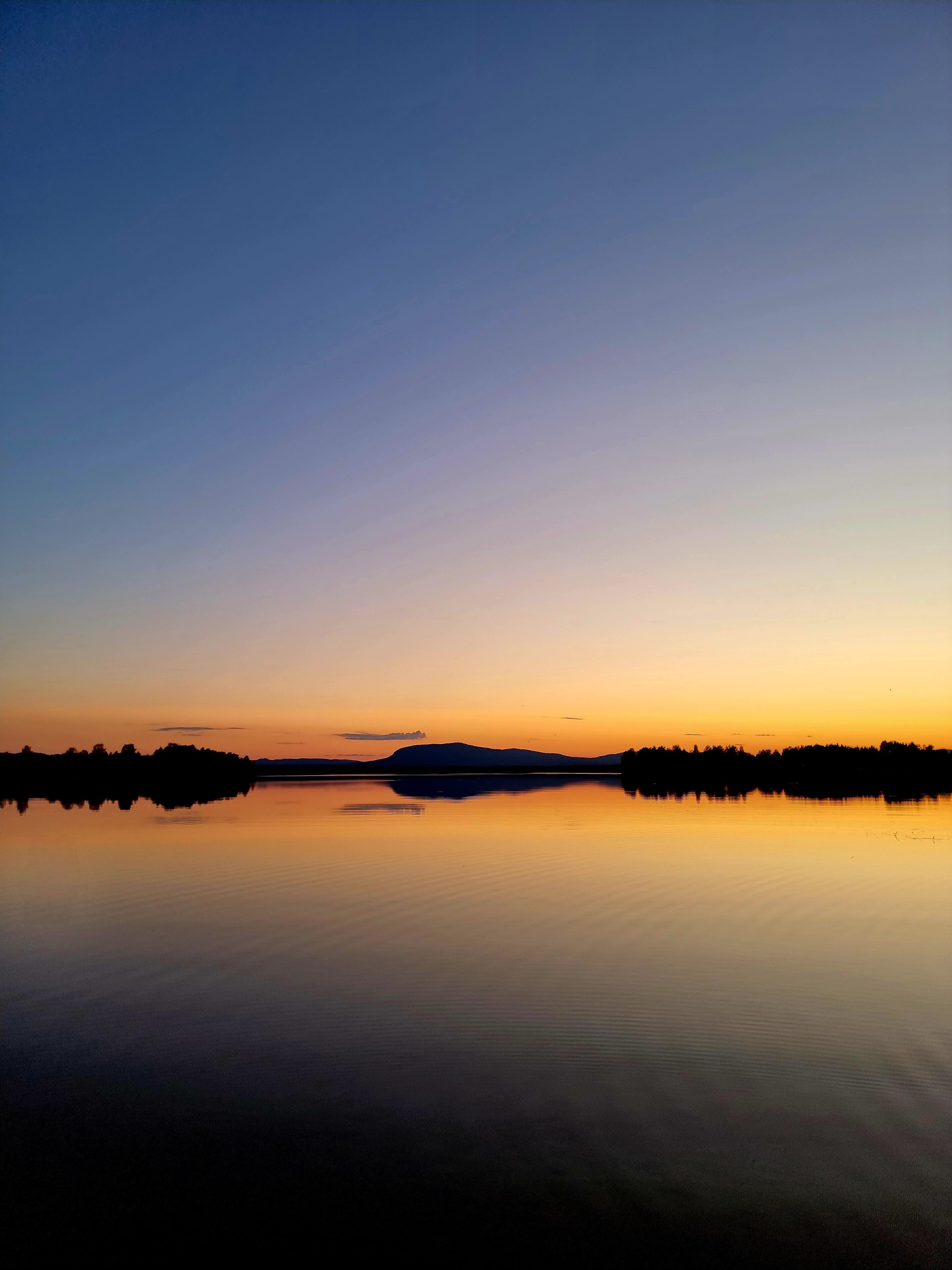 midnight sun, laponie soleil de minuit