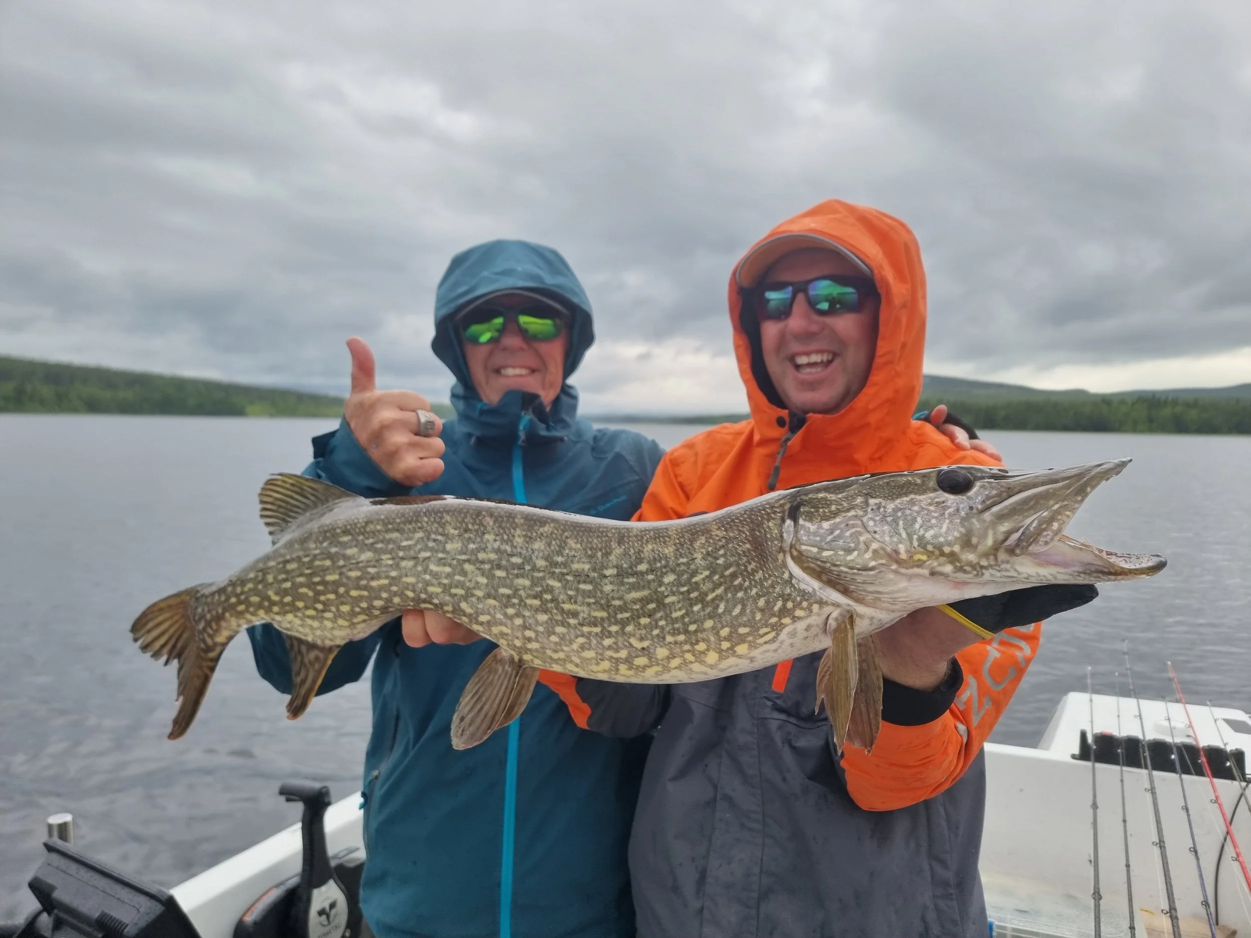 voyage de pêche famille, family fishing travel