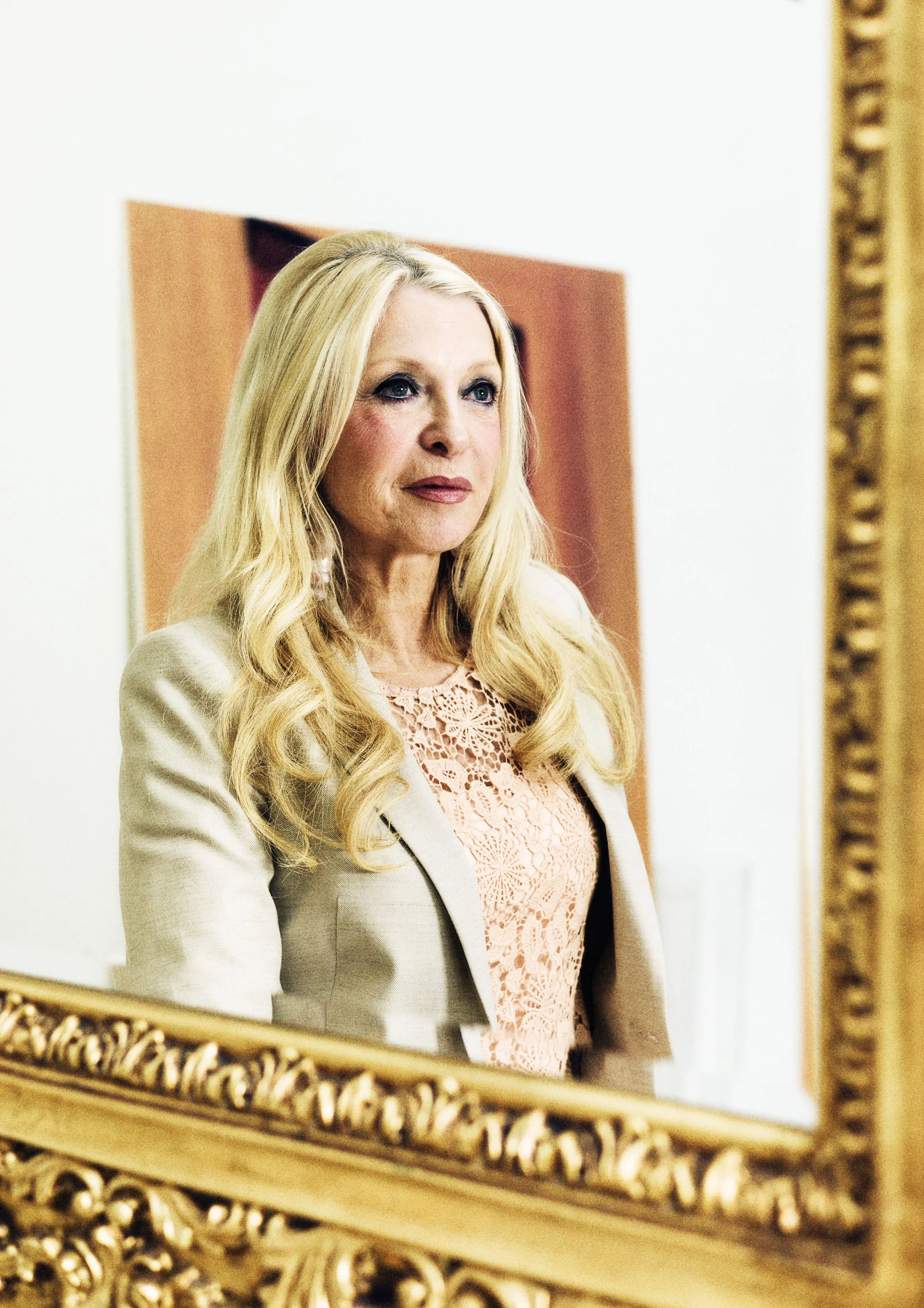 Mona Gross-Pfeiffer. 2012.
