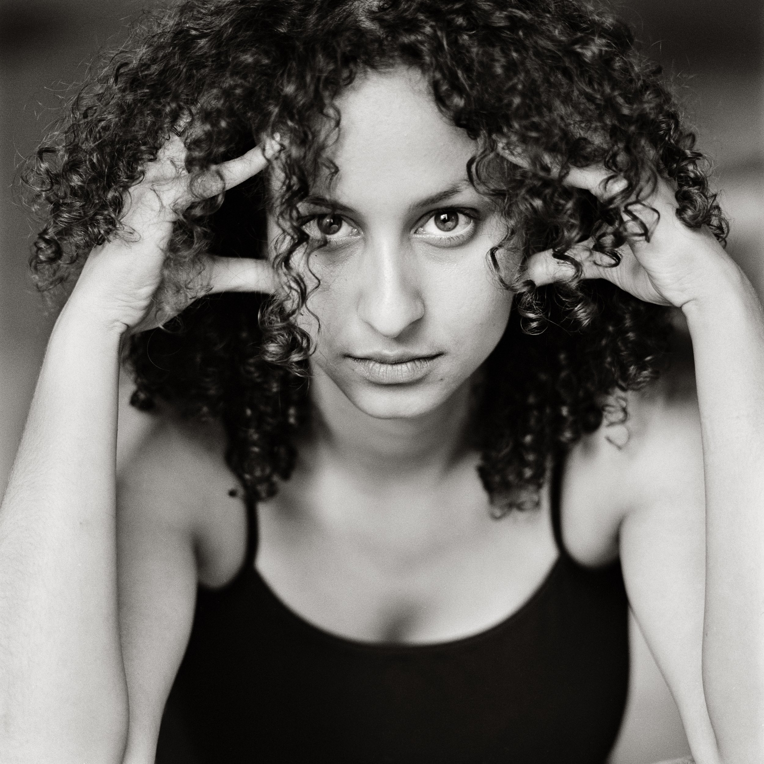 Sara. 2013.