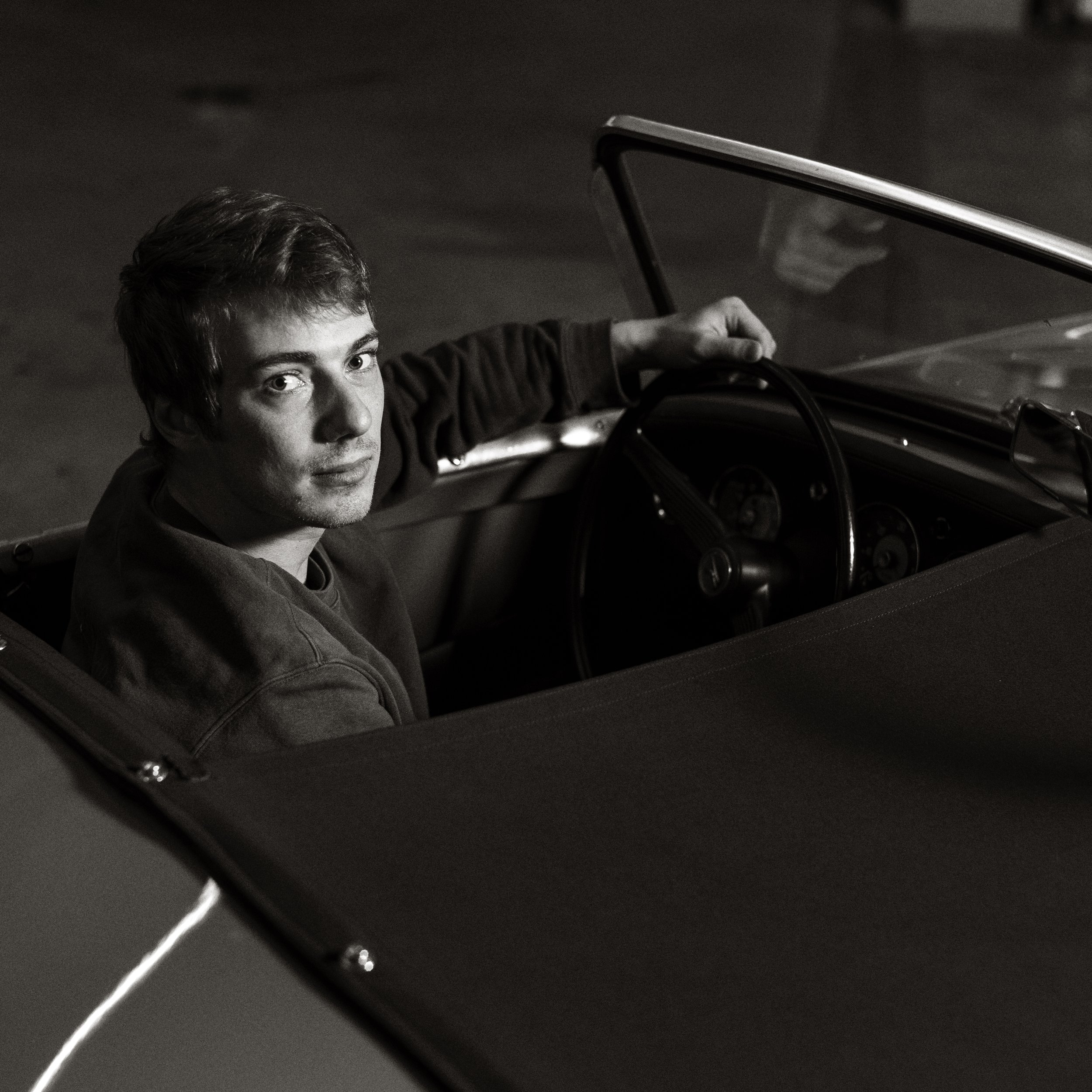 Mechaniker. KS Classic Cars. 2019. 