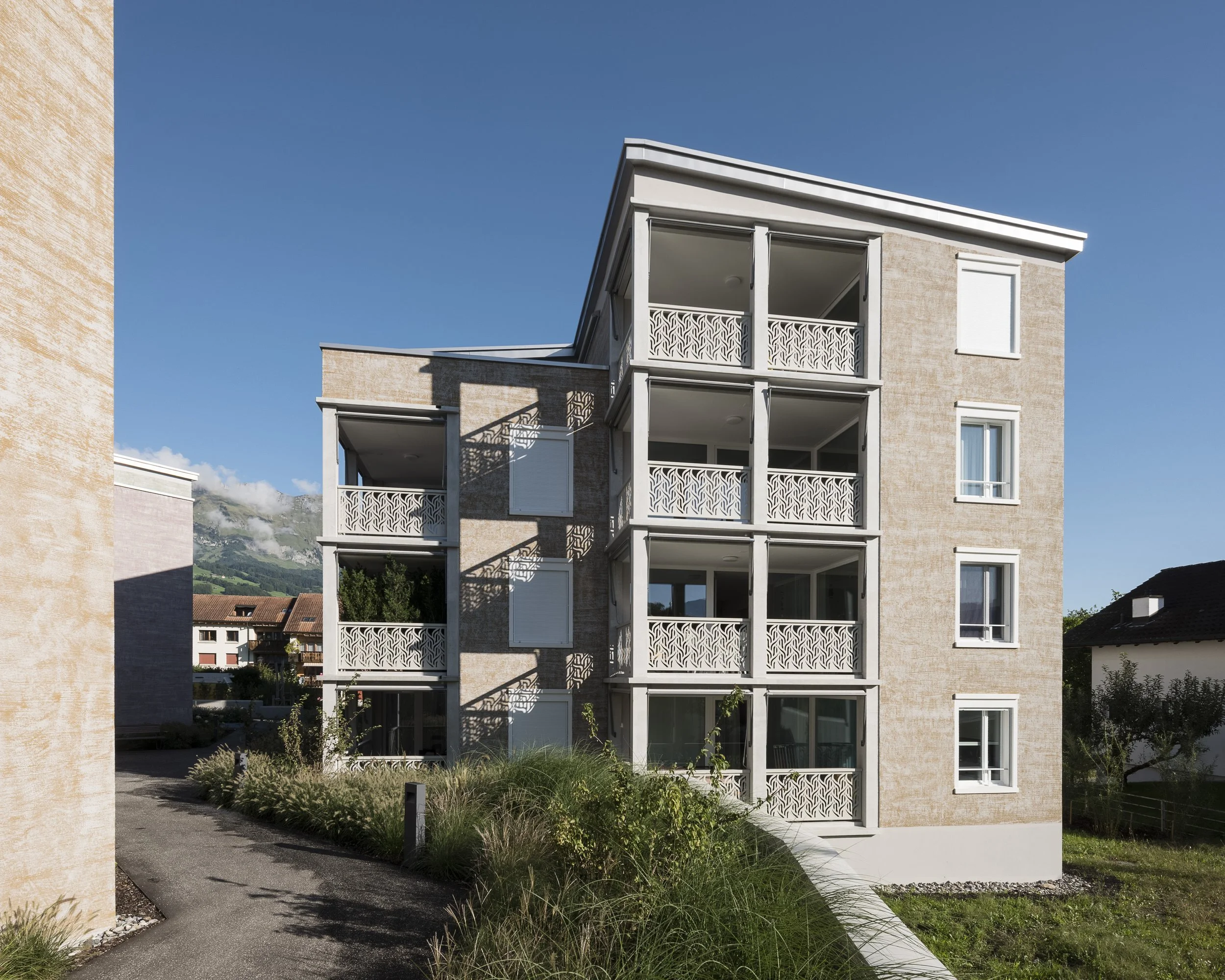 Wohnhäuser in Grabs. DEON Architekten. 2017.