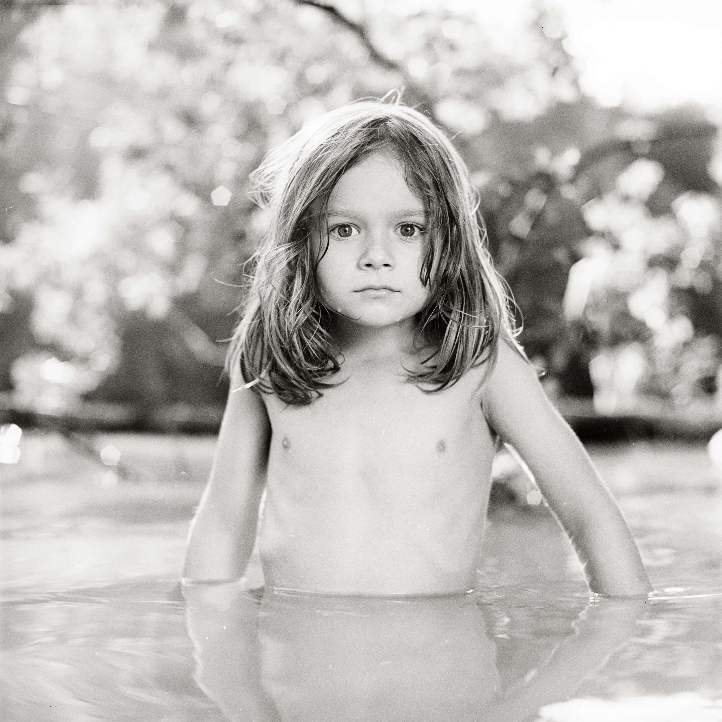 Bela. 2015. 100 x 100 cm. Silbergelatine Barytabzug.