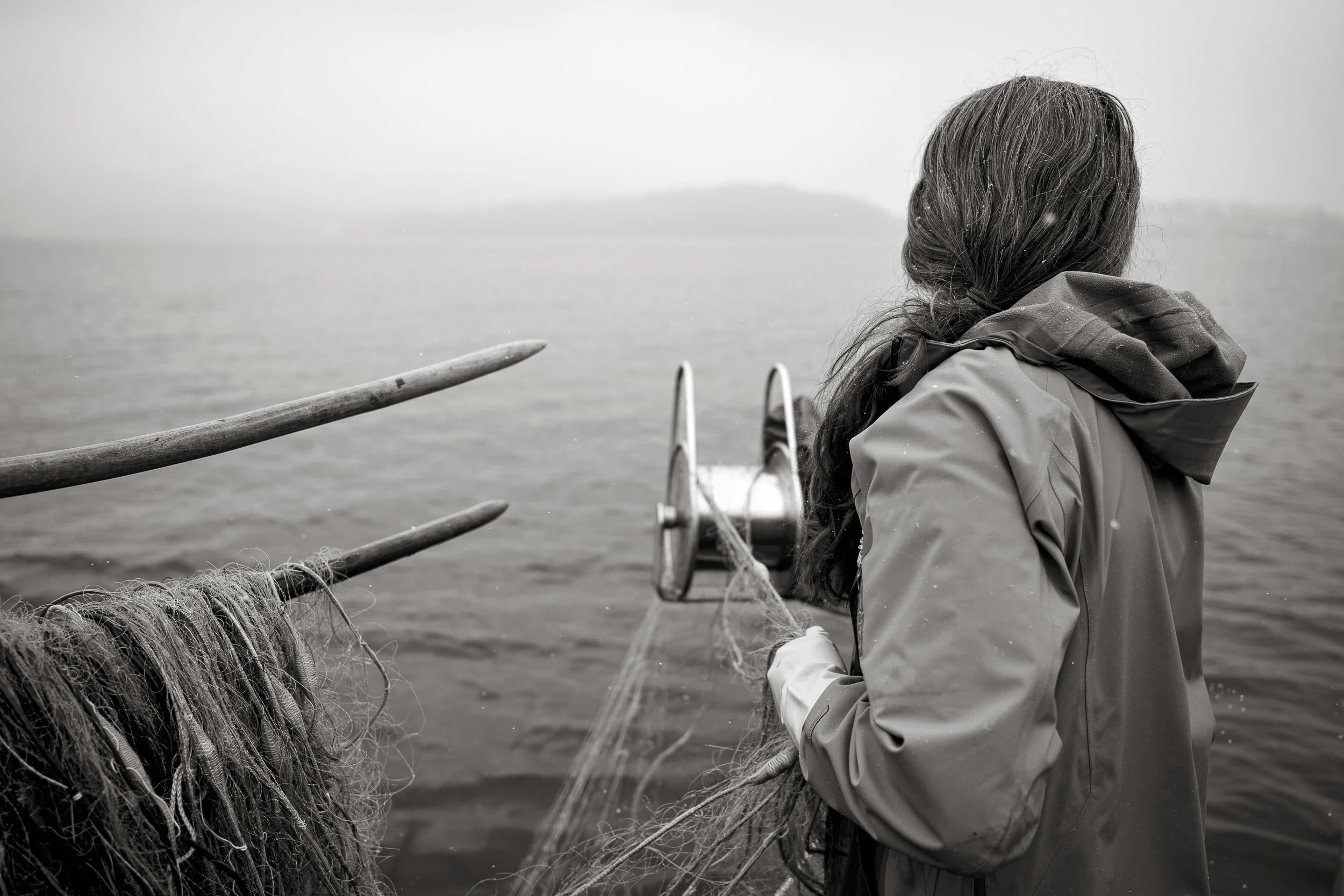 Die Fischerin Sabina Hofer auf dem Vierwaldstättersee bei Meggen. 2018.