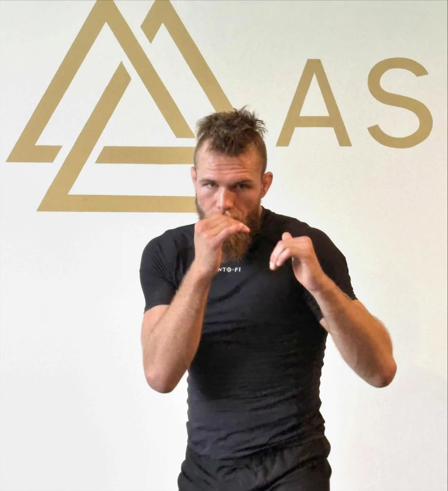 Thursday and Friday at @ascend.movement.jiujitsu 

Train with @maraudermma_ 

&ndash; Professional MMA Fighter &amp; Coach
Step onto the mats with real fight experience. Matt Fordham brings pro-level MMA knowledge, high-energy sessions, and hands-on 