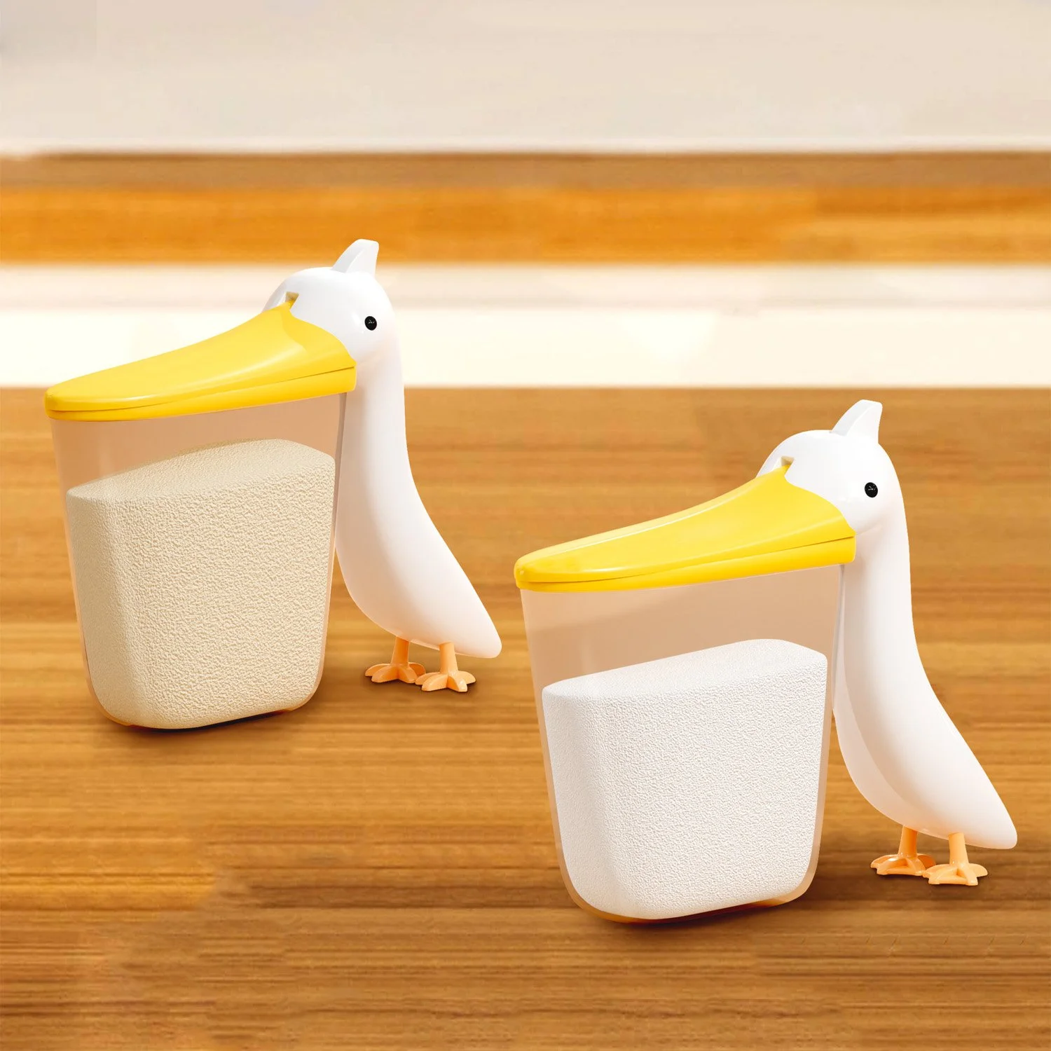 ペリカンの調味料入れ