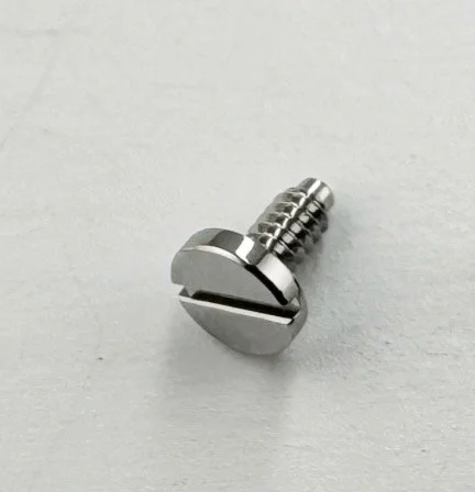 Dandong 4302 & 4401 Screws