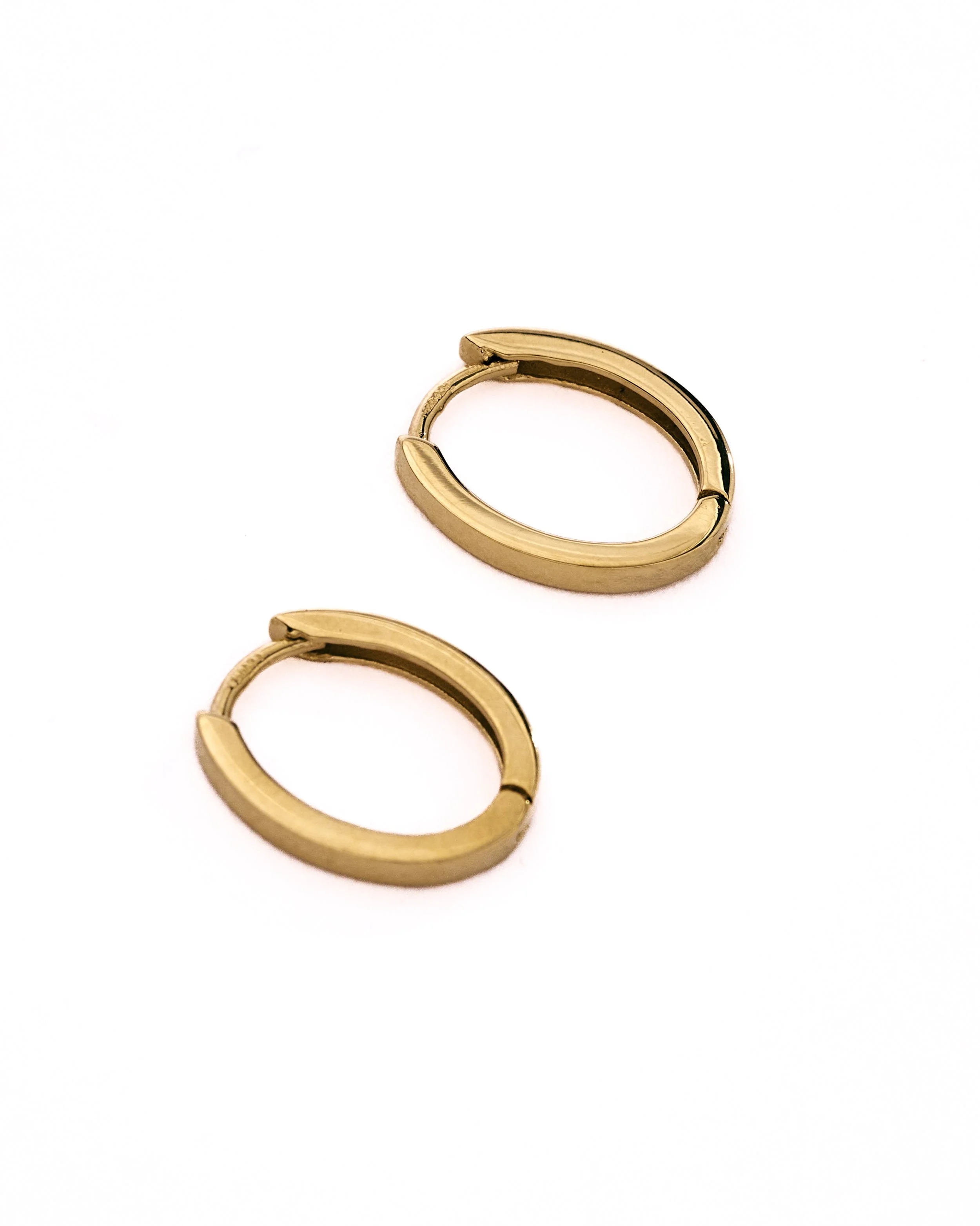 MADRUGADA_aro_oval_mini _geo1324 copia.jpg