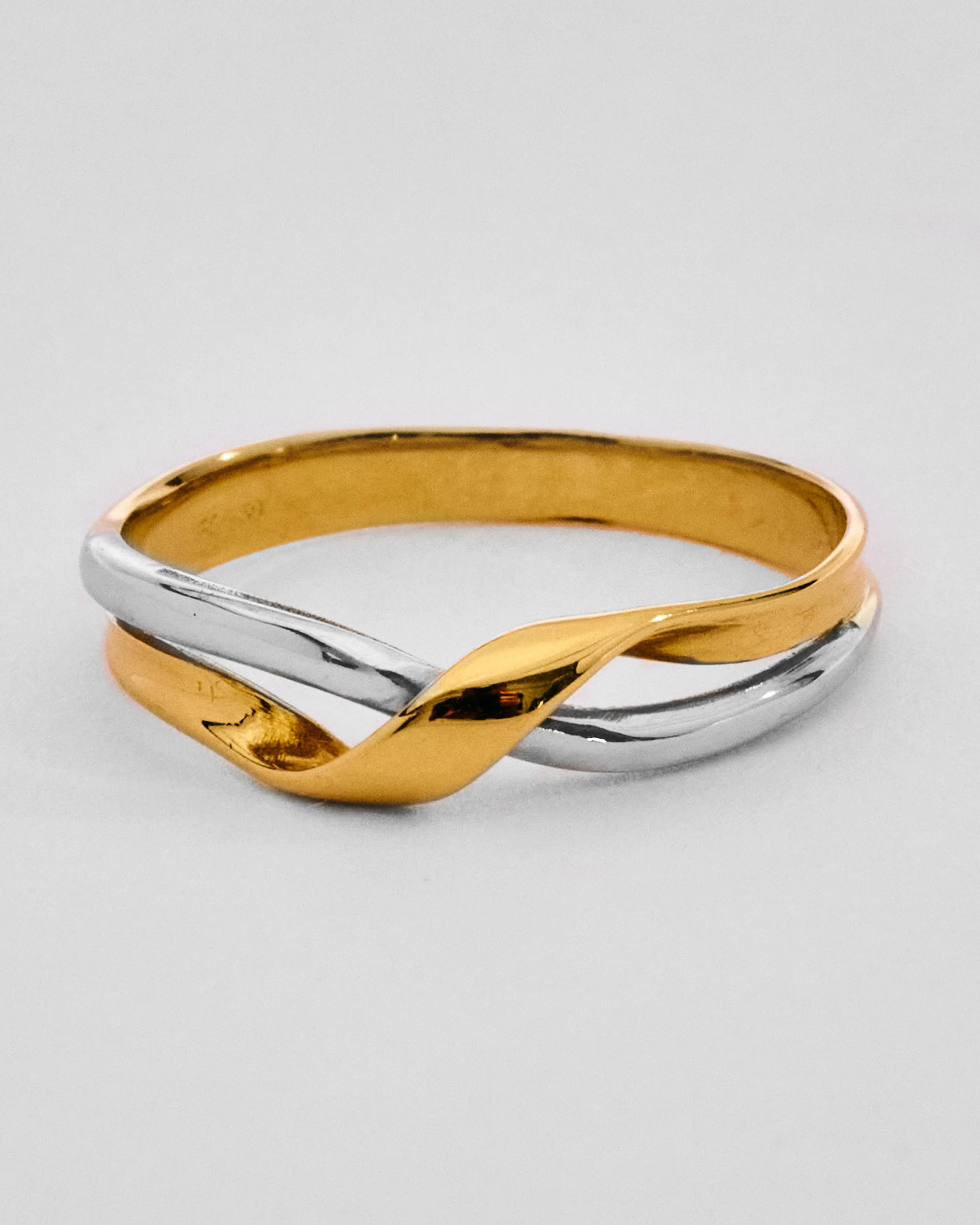 MADRUGADA_anillo_cruzado_bi 1165 copia.jpg