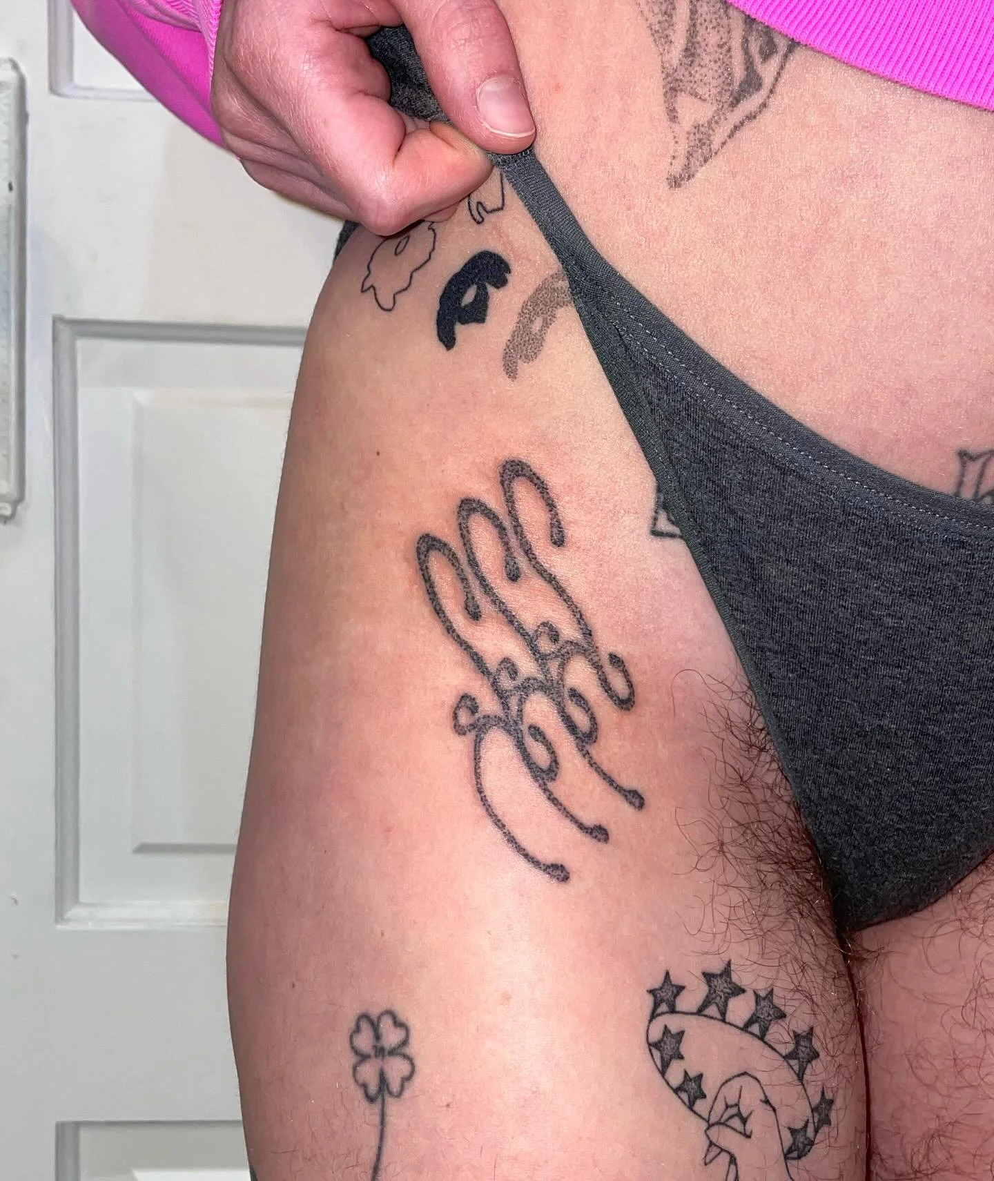 handpoked for sweet kath <3 loving this placement so badddd