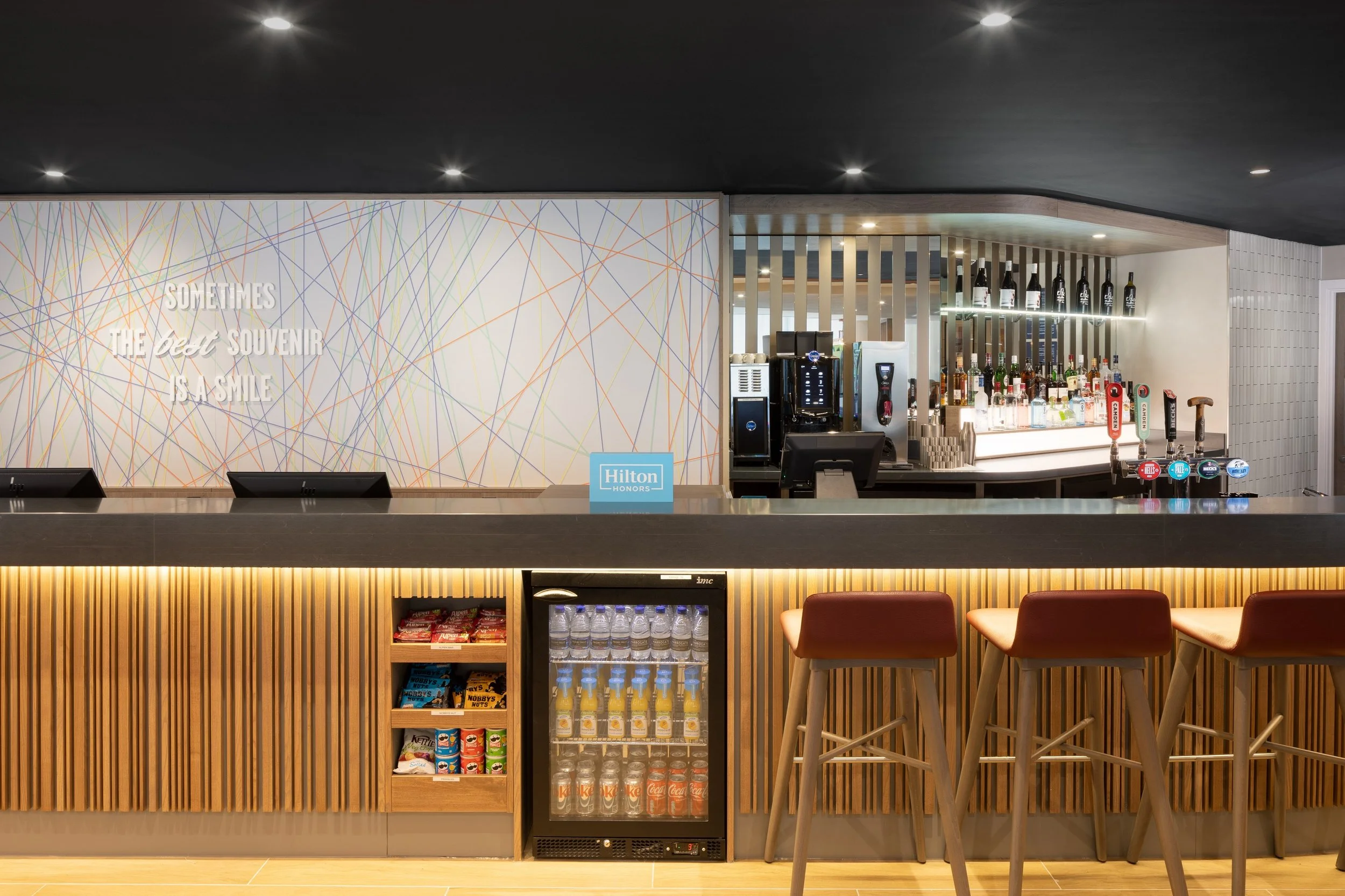 6 Hampton Hilton London City.jpg