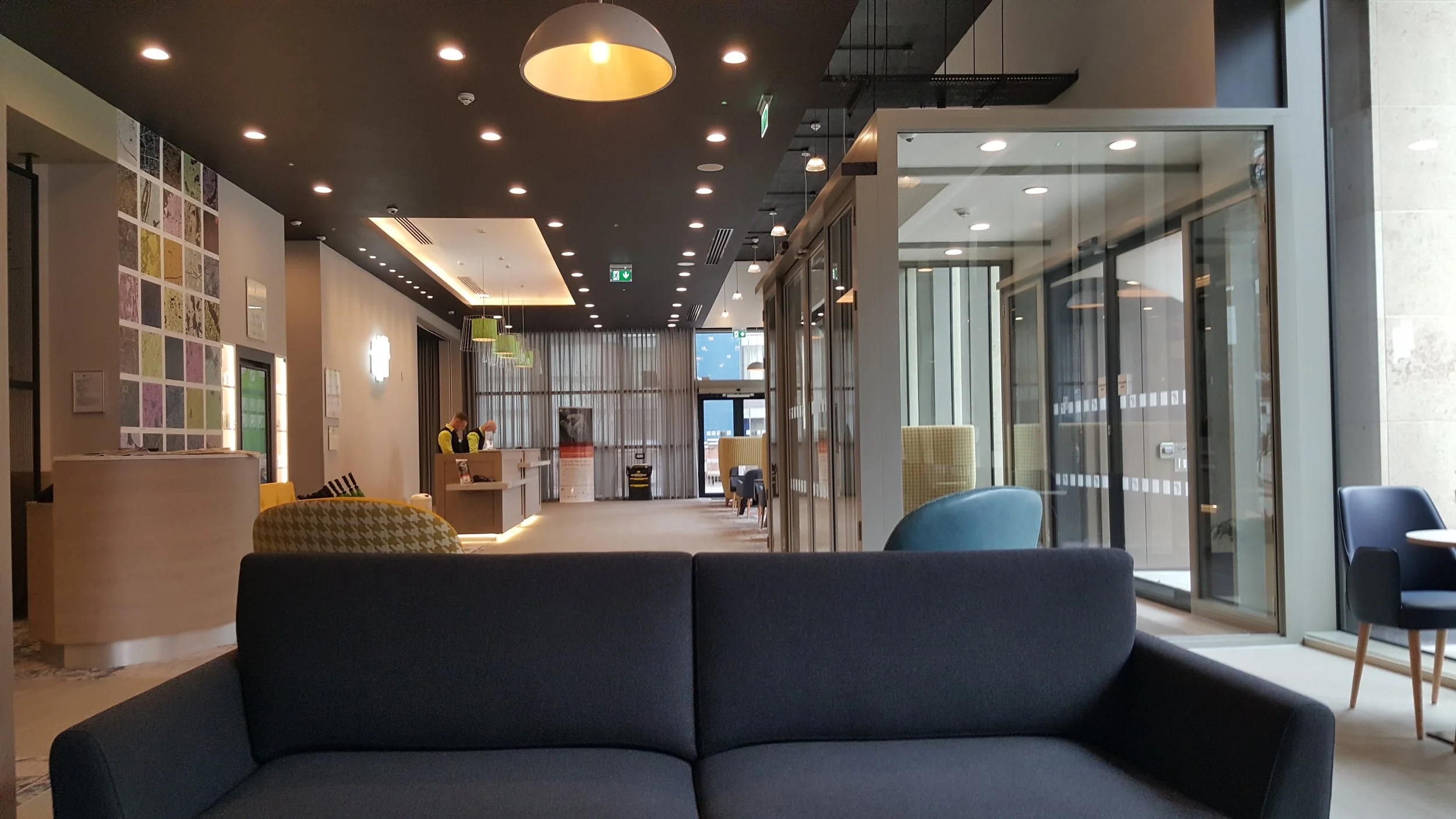 2 Holiday Inn Manchester.jpg