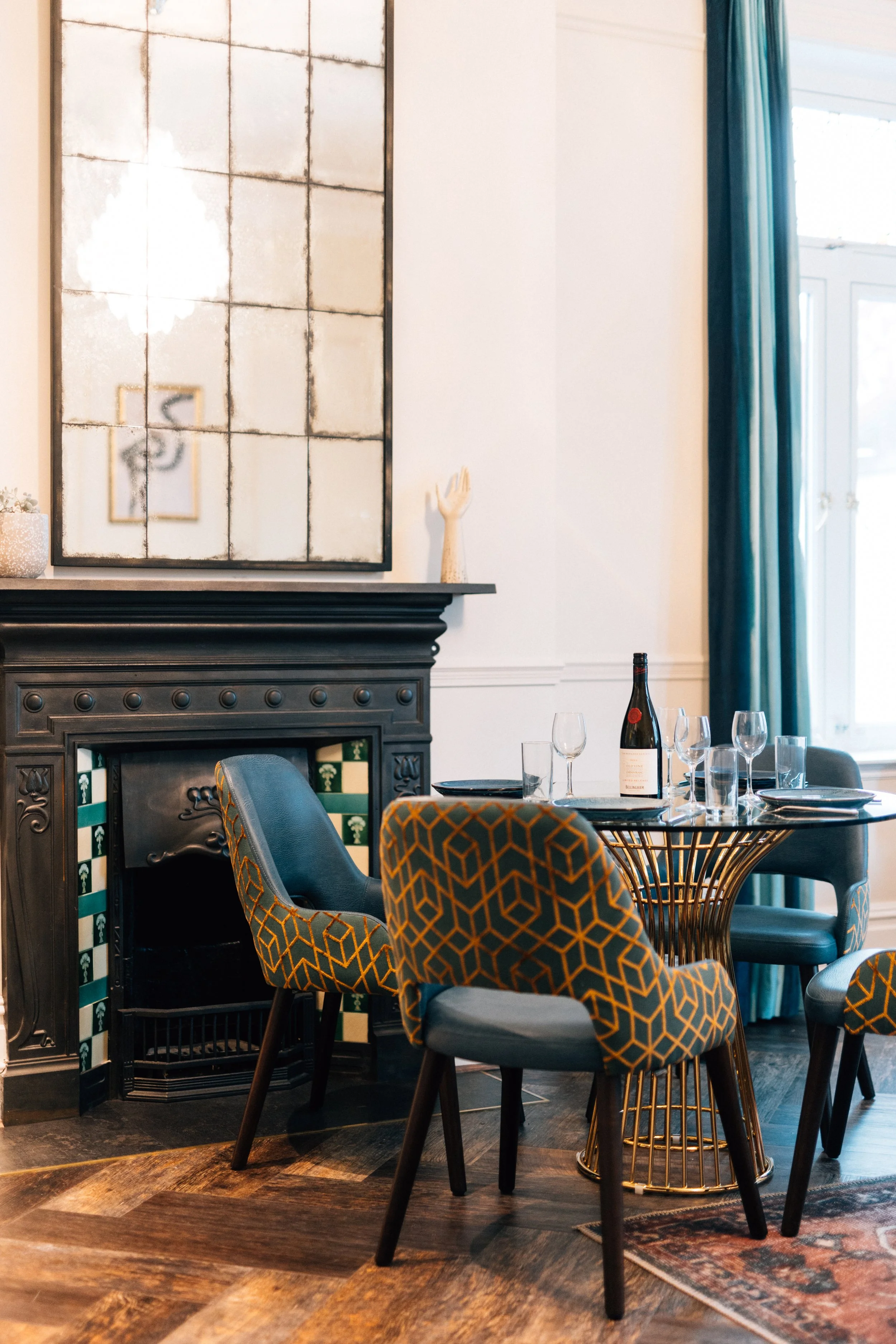 8 Bank Apartments.jpg