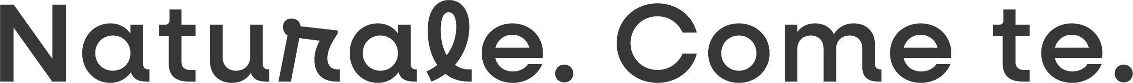 Testo promozionale su uno sfondo nero che dice: 'Natura. Come te.'