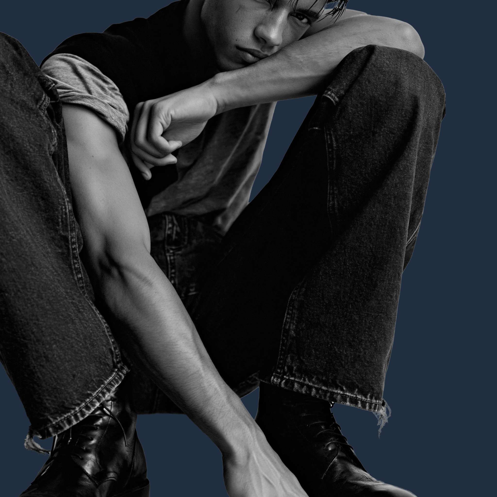 Denim Pants von Studio ARTVÉA als modernes Apparel Piece mit editorialem Look, hochwertiger Passform und textiler Tiefe.