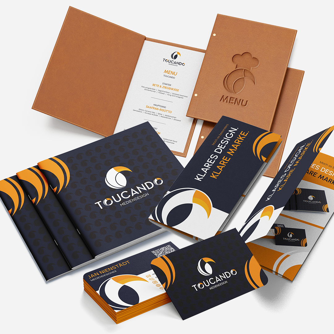 Gestaltete Flyer, Broschüren und Visitenkarten von Toucando Mediendesign