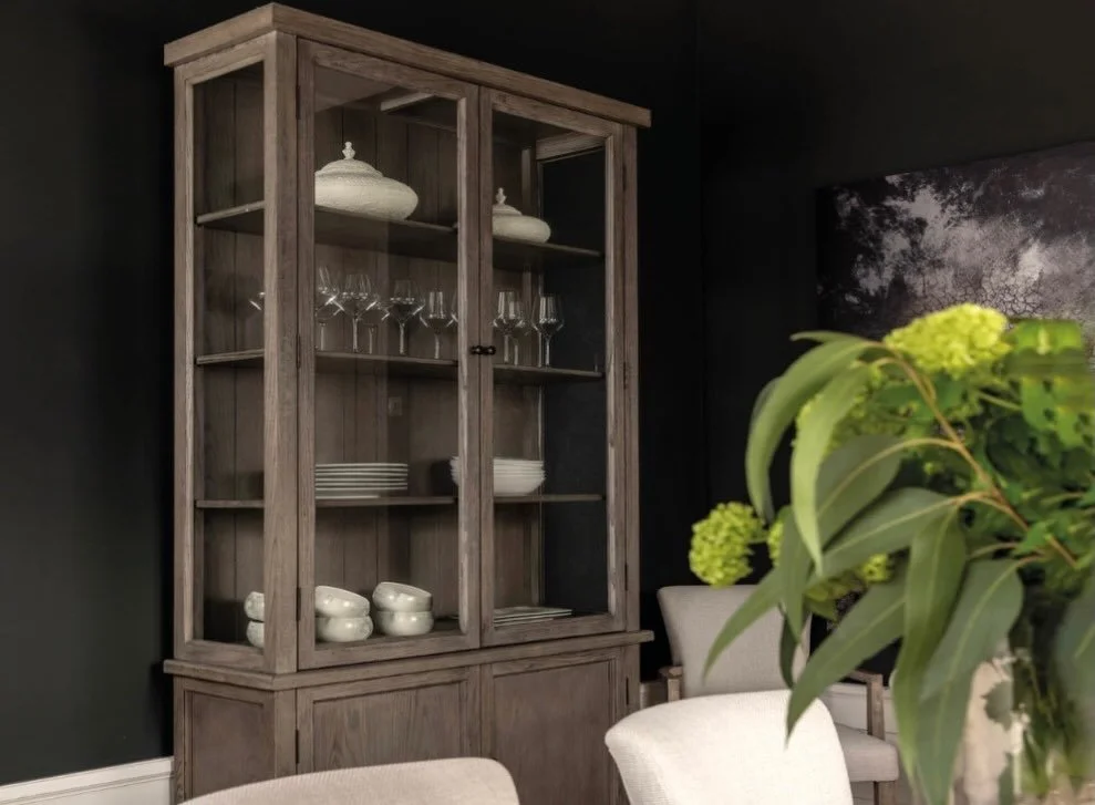 Velkommen innom i showrommet p&aring; Marvika torv i dag, torsdag. Vi holder &aring;pent  fra kl 1100-1800🌸.

#artwood #englesson #homefactory
#millenotti - showrom