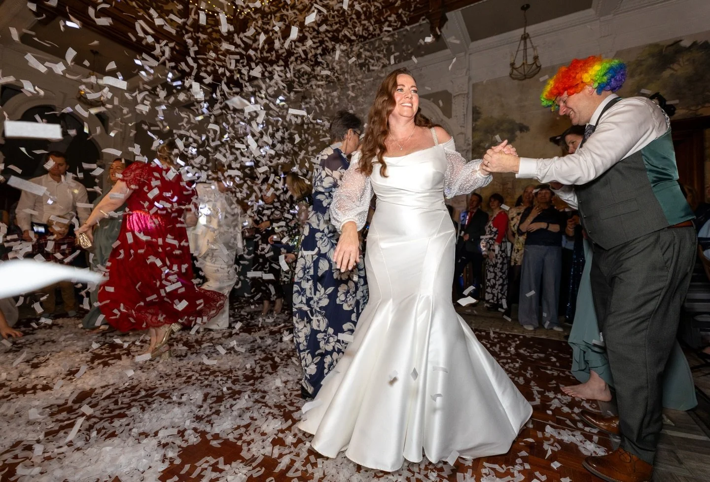 Confetti, the bride, the dance floor - and a random wig.

Natural wedding photography across Hertfordshire, London &amp; the South-East 📸

#HertfordshireWeddings
#LondonWeddingPhotographer #UKWeddingPhotographer
#DocumentaryWeddingPhotography
#Steve