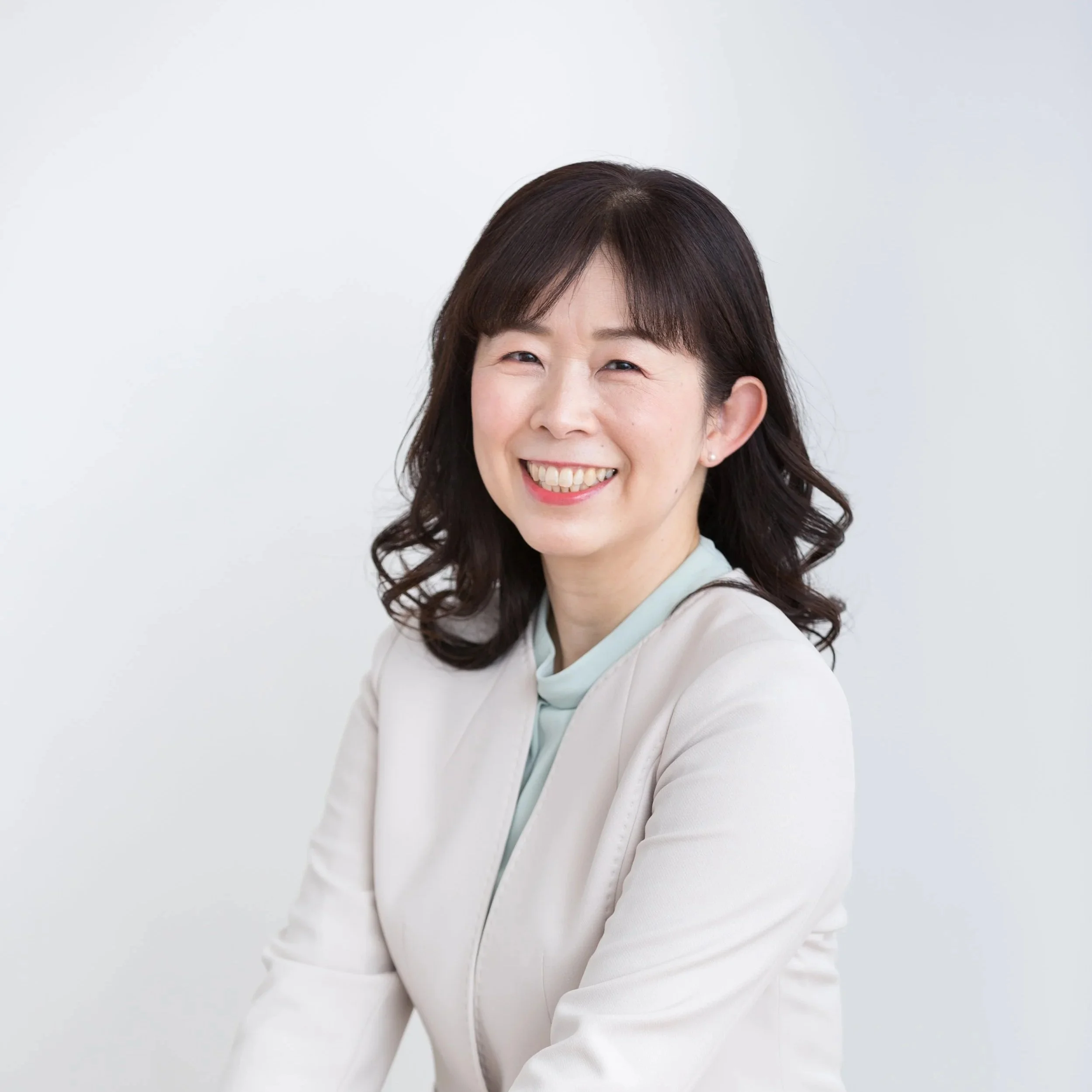 企業プロフィール写真・女性ビジネスポートレート撮影（東京）｜酒井宏樹写真事務所