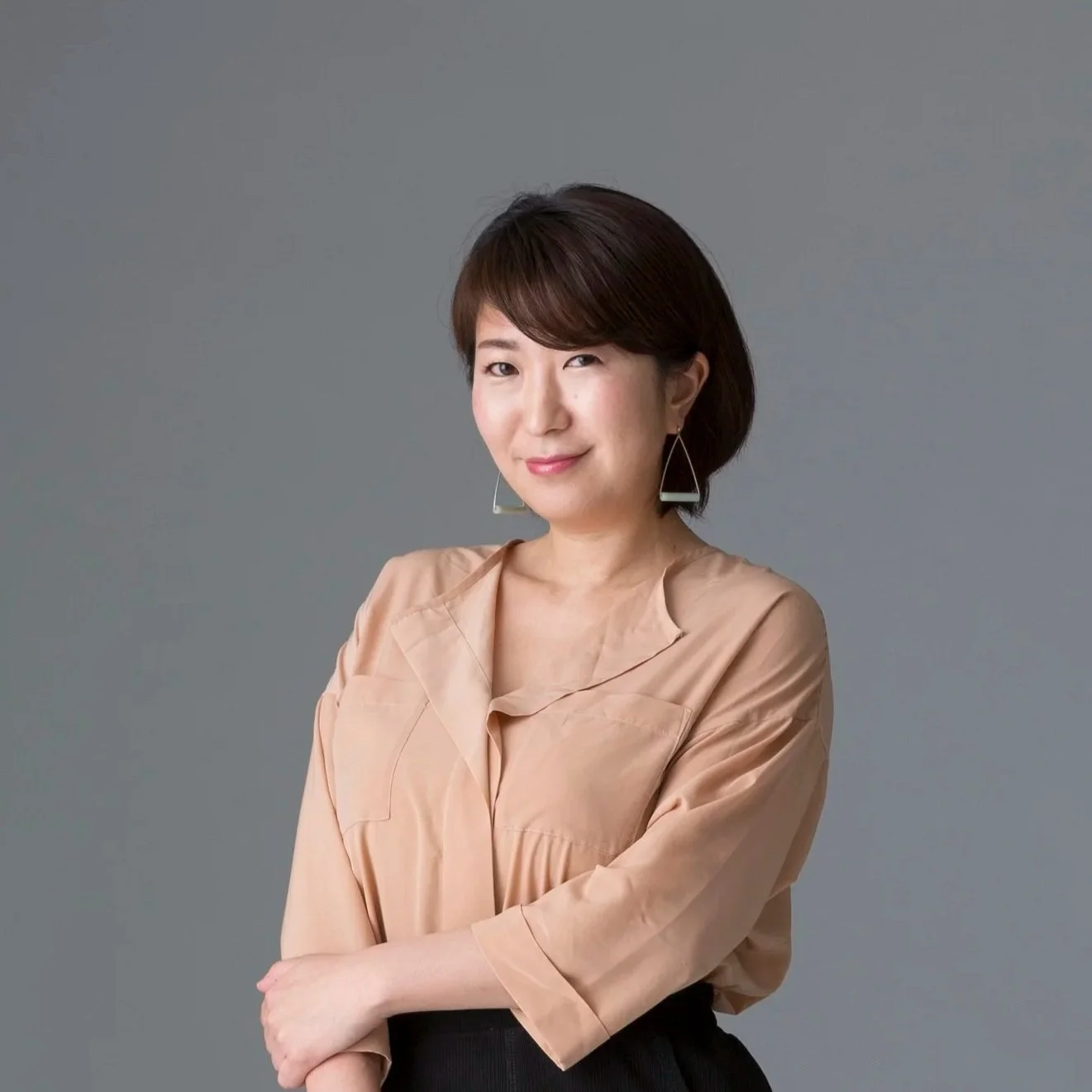 企業ビジネスプロフィール写真・女性役員ポートレート撮影（東京）｜酒井宏樹写真事務所