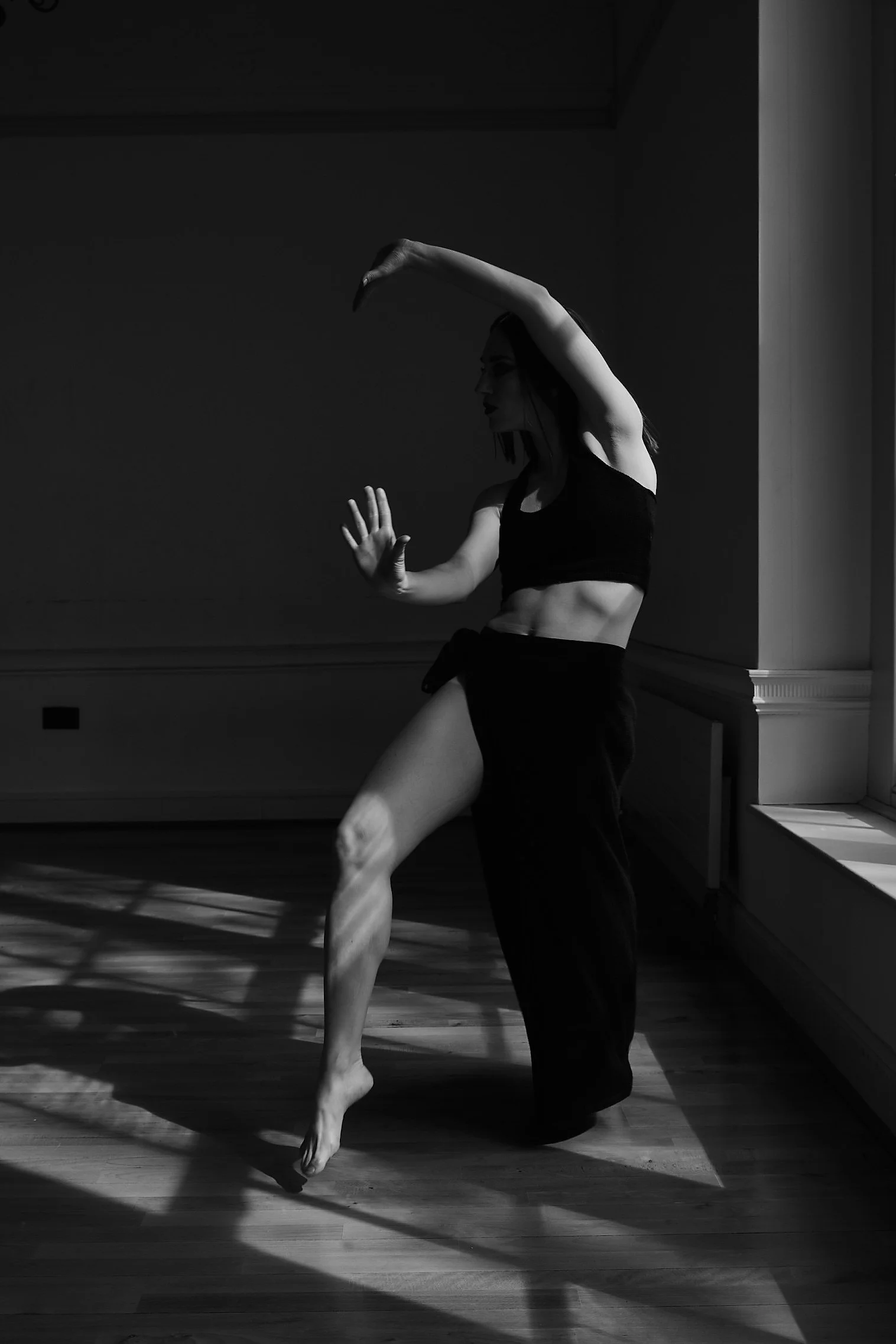 Dominique 18thApril_MONOCHROME-1270-Black skirt_LR1652541421747.jpg