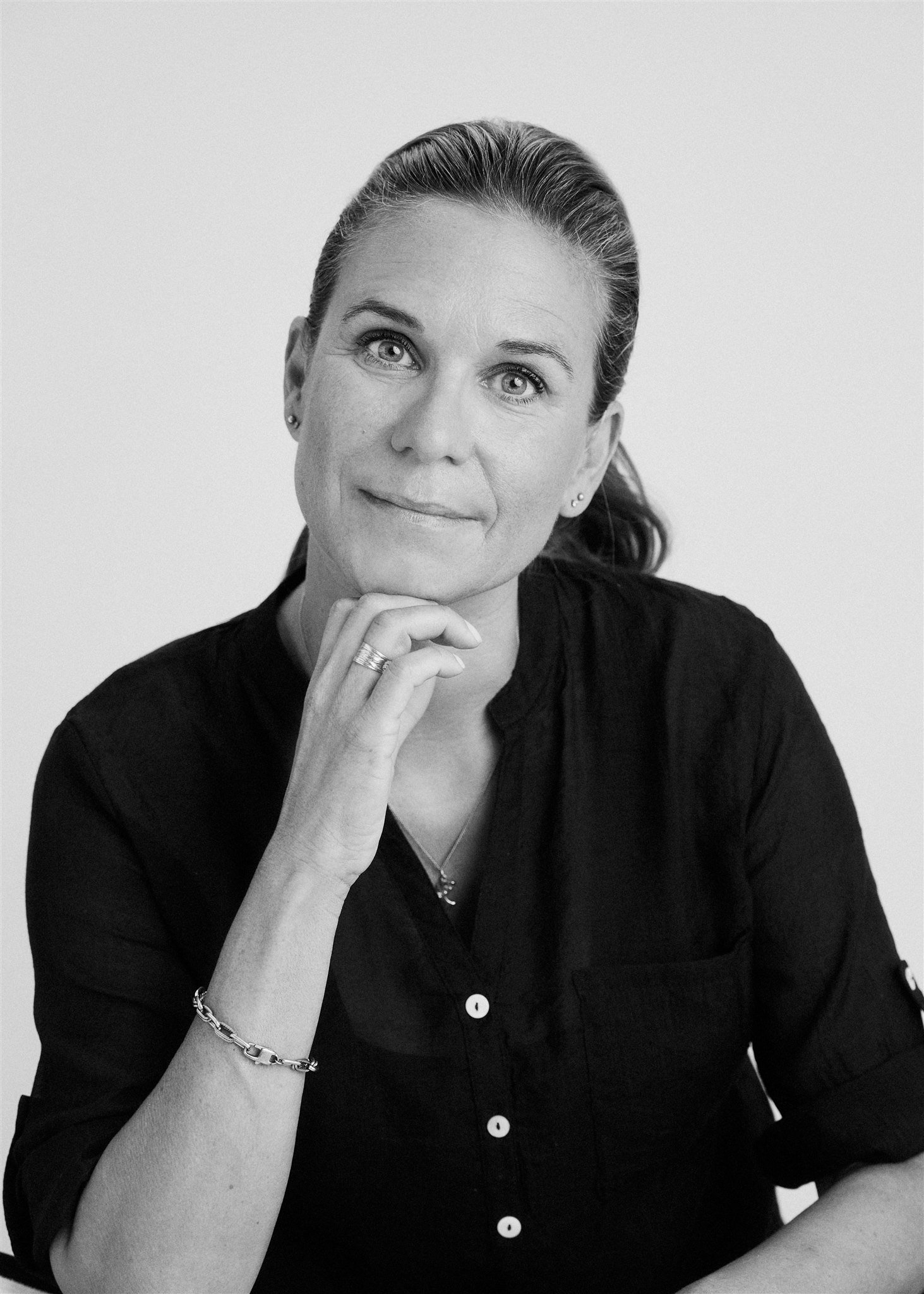 Malin & Johan_IDP_8160 BW.jpg