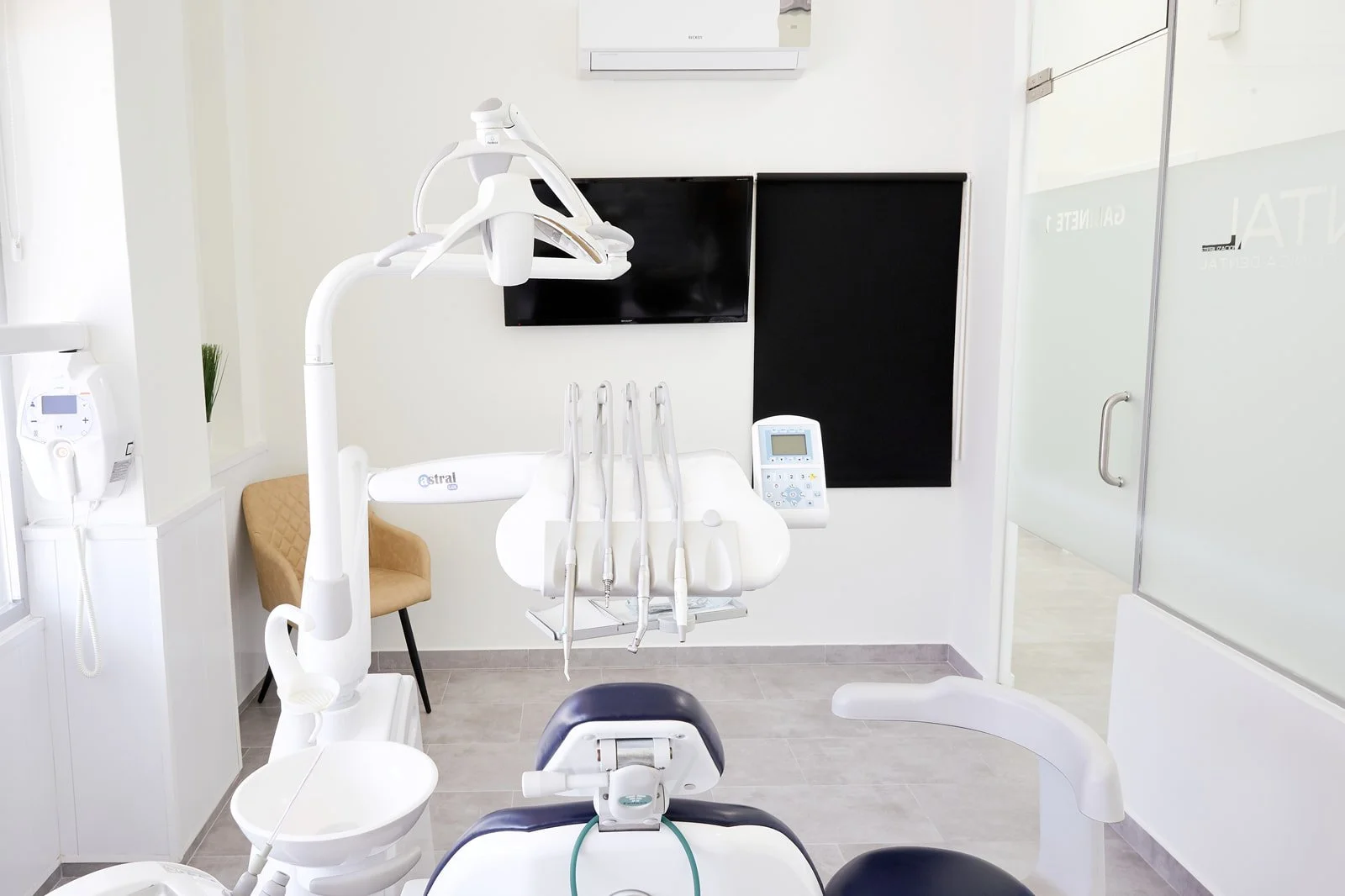 Gabinete 2-Clinica New Dental 2024-IDP_2083.jpg