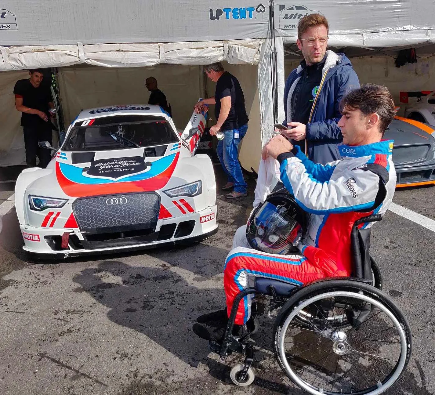 Concentration 
Mitjet acte 2 @circuitpaulricard . @ultimatecupseries .
.
.
@coolracing @fusalp @jeanlainautomobiles @aubergeduperebise @jeansulpice #patricesulpiceracing #MonGrandDefi2024 #auto #motorracing #24heuresdumansofficial #24heuresdumans #Fu