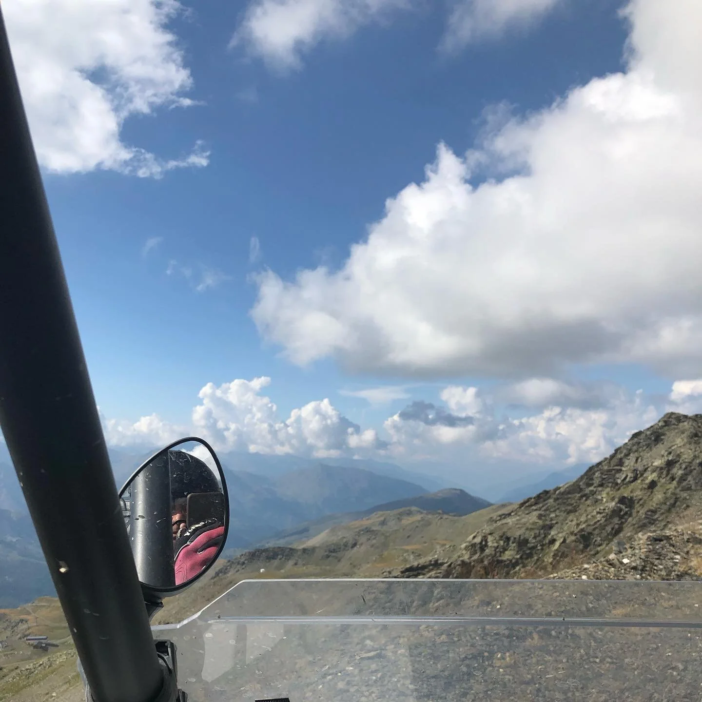 #randonn&eacute;e #handicap #rzr #&eacute;vasion #bonheur
.
.
.
@coolracing @fusalp @jeanlainautomobiles @aubergeduperebise @jeansulpice #patricesulpiceracing #MonGrandDefi2024 #auto #motorracing #24heuresdumansofficial #24heuresdumans #Fusalp #artdu