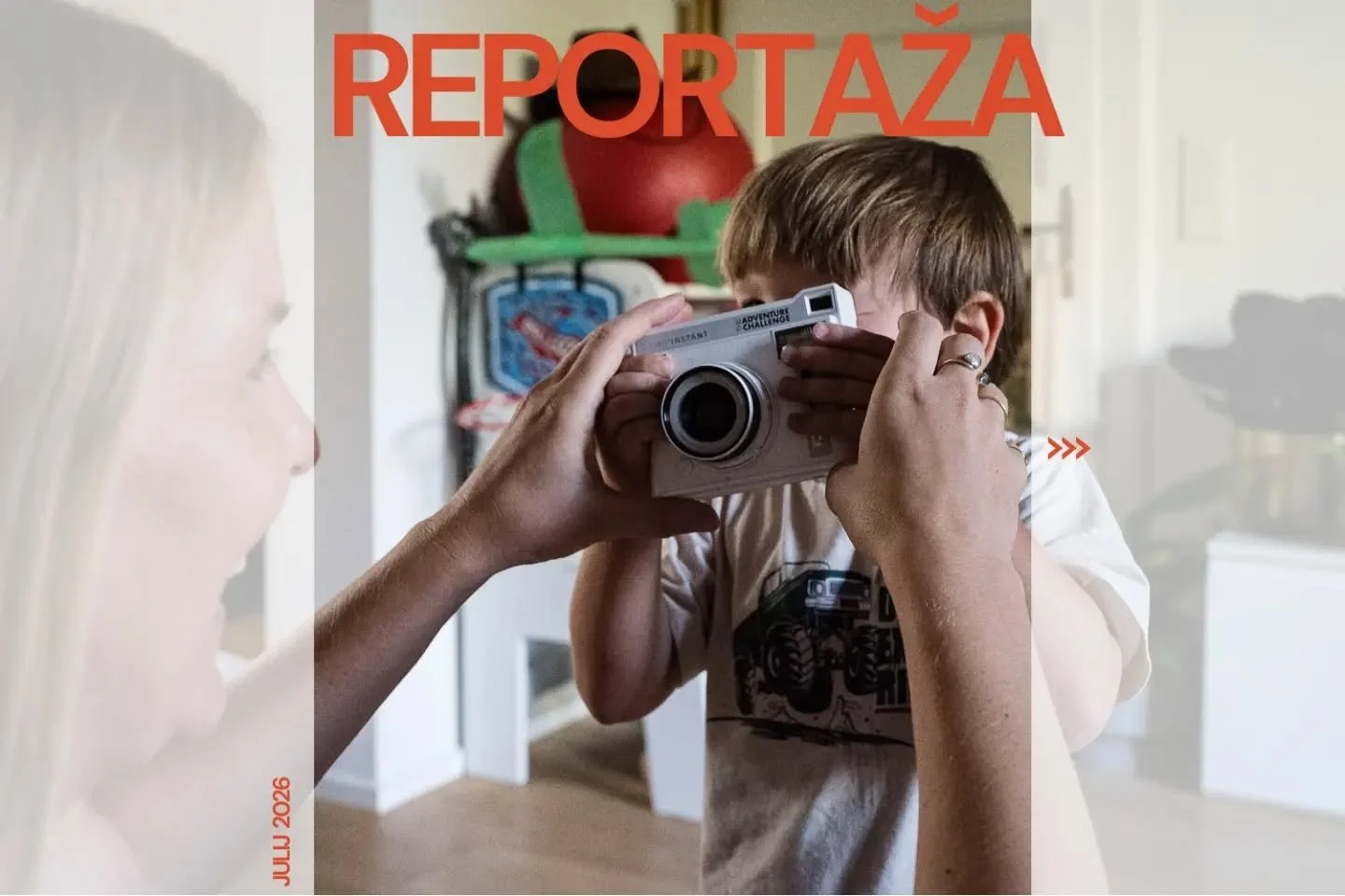 Rebeko sem prvič videla več kot dvajset let nazaj na neki delavnici analogne fotografije (Holga&nbsp;+ Diana F+), ki jo je organiziral Martin, ki je bil takrat vodja trgovine Incognito (tam sem delala). Na delavnici sem naredila eno njeno fotko. Nise