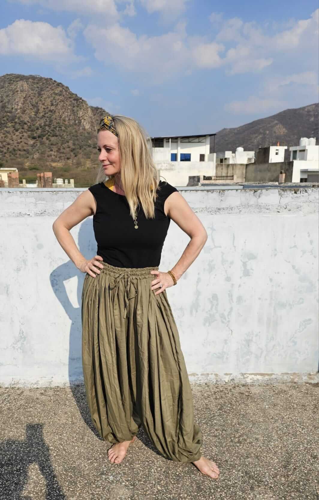 Barefoot Life Leotard and Ballon Pants - 2.jpeg