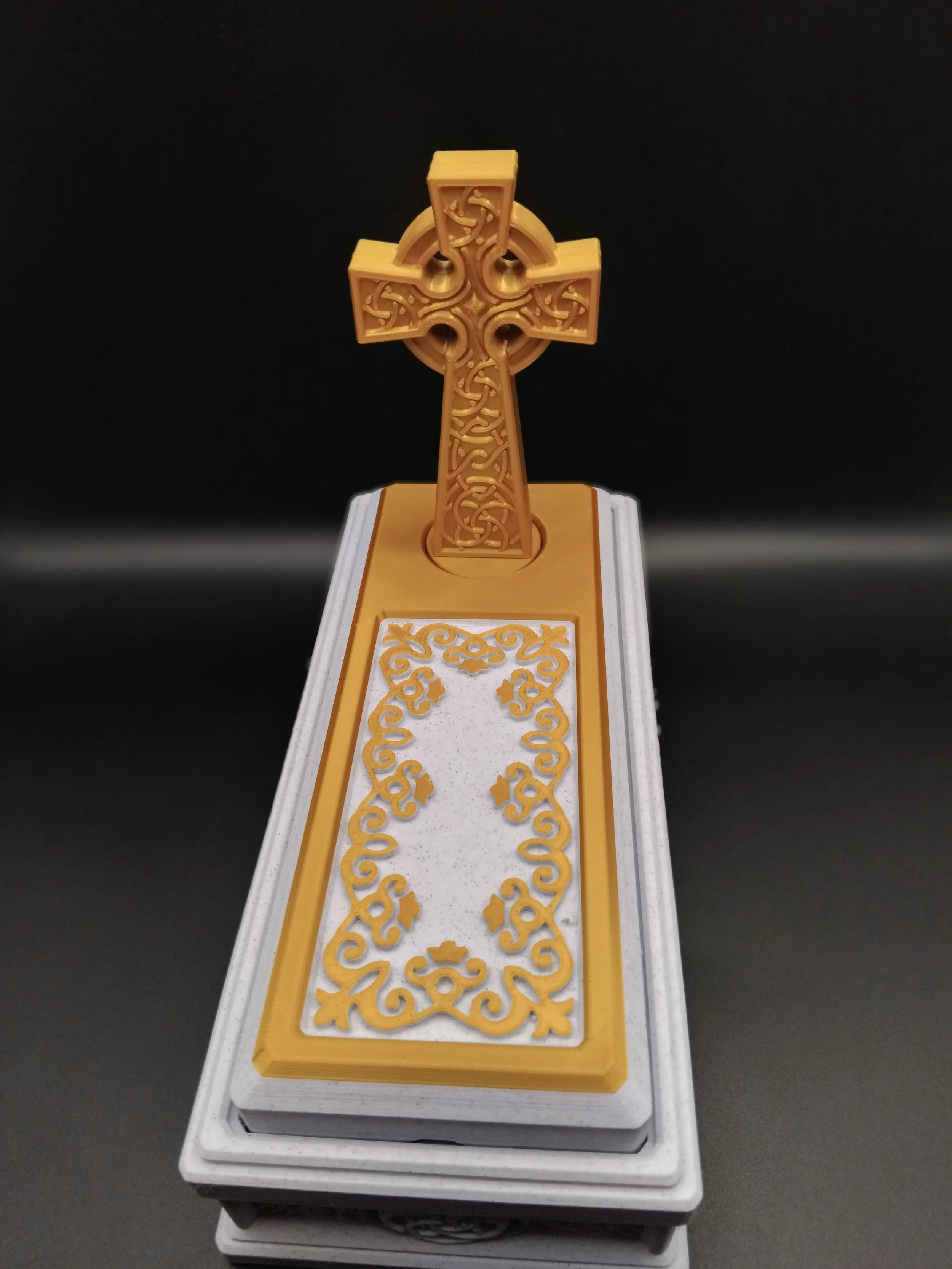 Large lockable sarcophagus