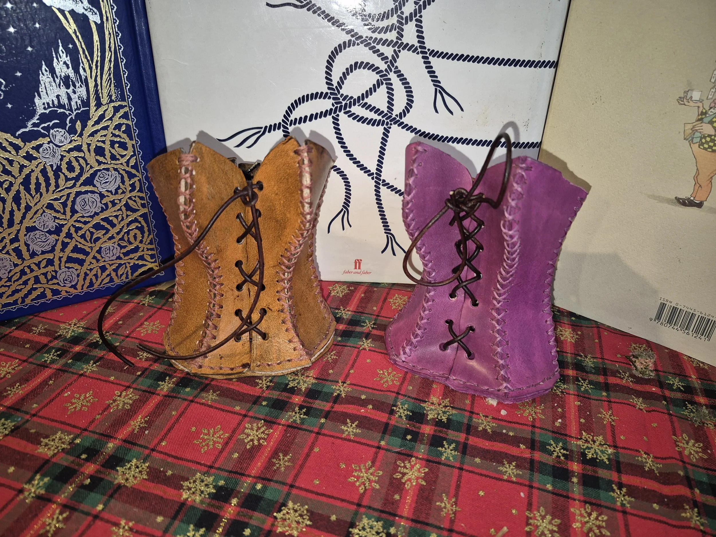 Corset Shaped Desk Tidy